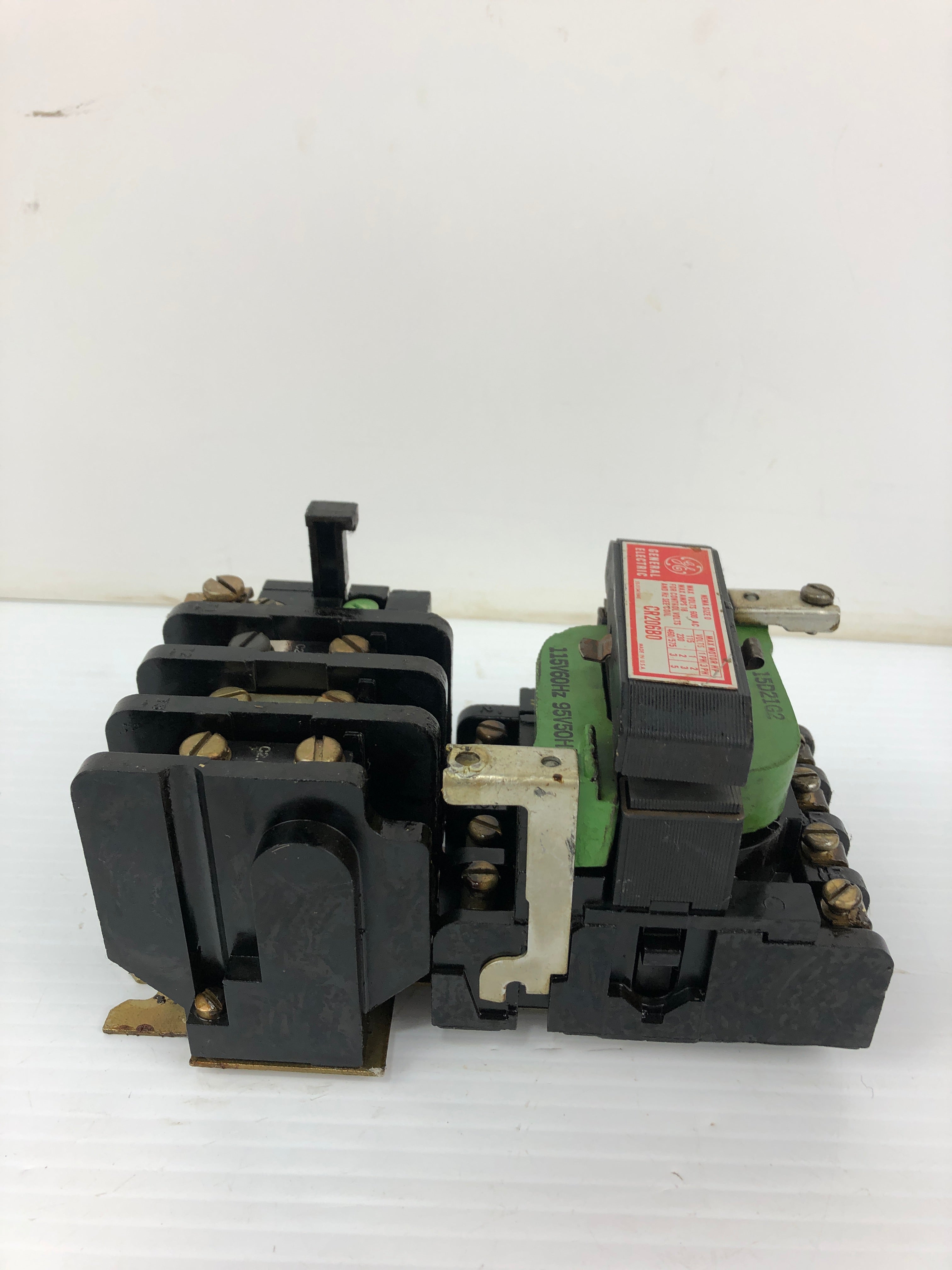 General Electric CR206B0 Contactor Motor Starter Nema Size 0 600V 18A 3PH