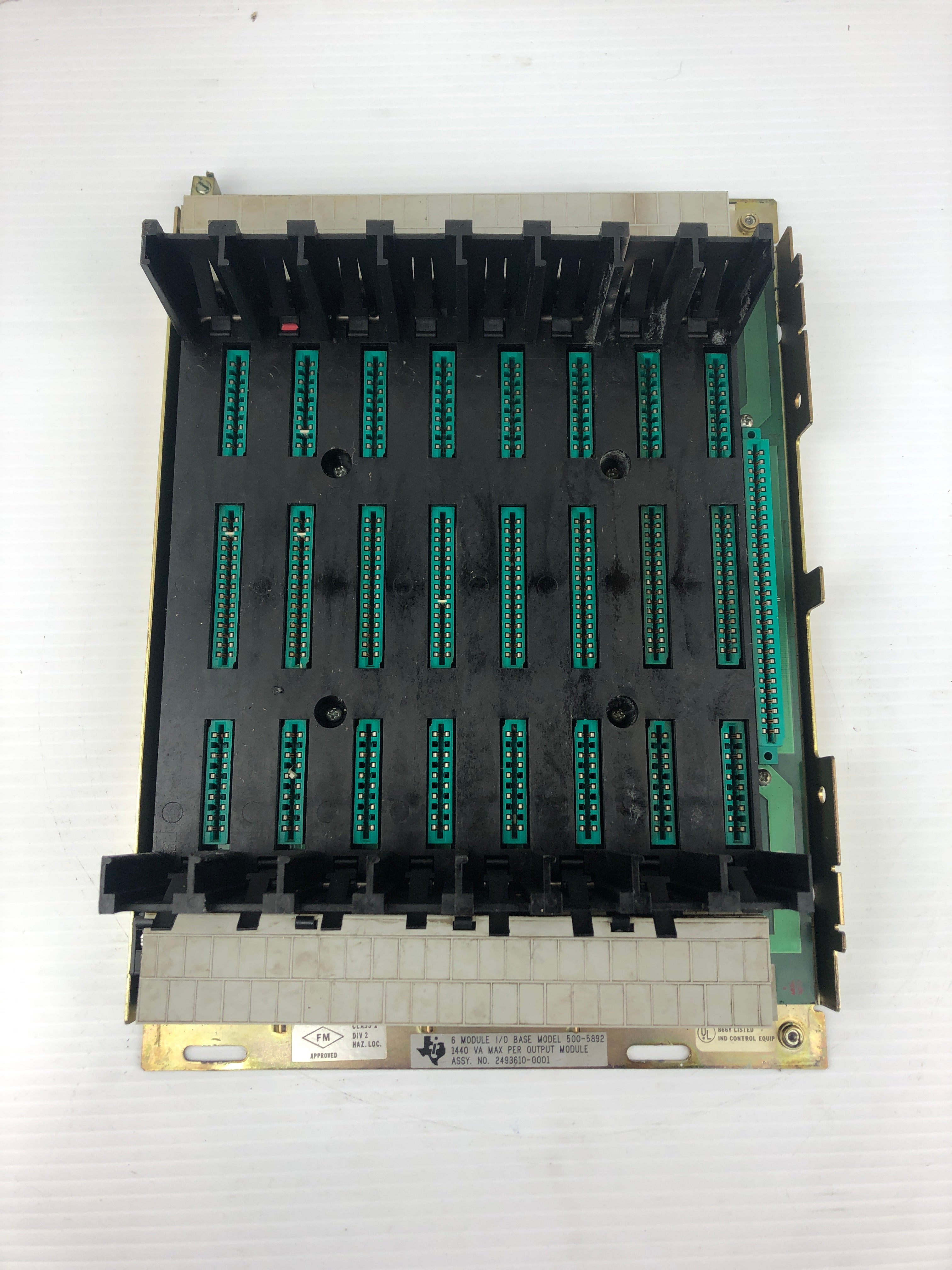 Texas Instruments 500-5892 6 Module I/O Base 1440VA with Green Terminals
