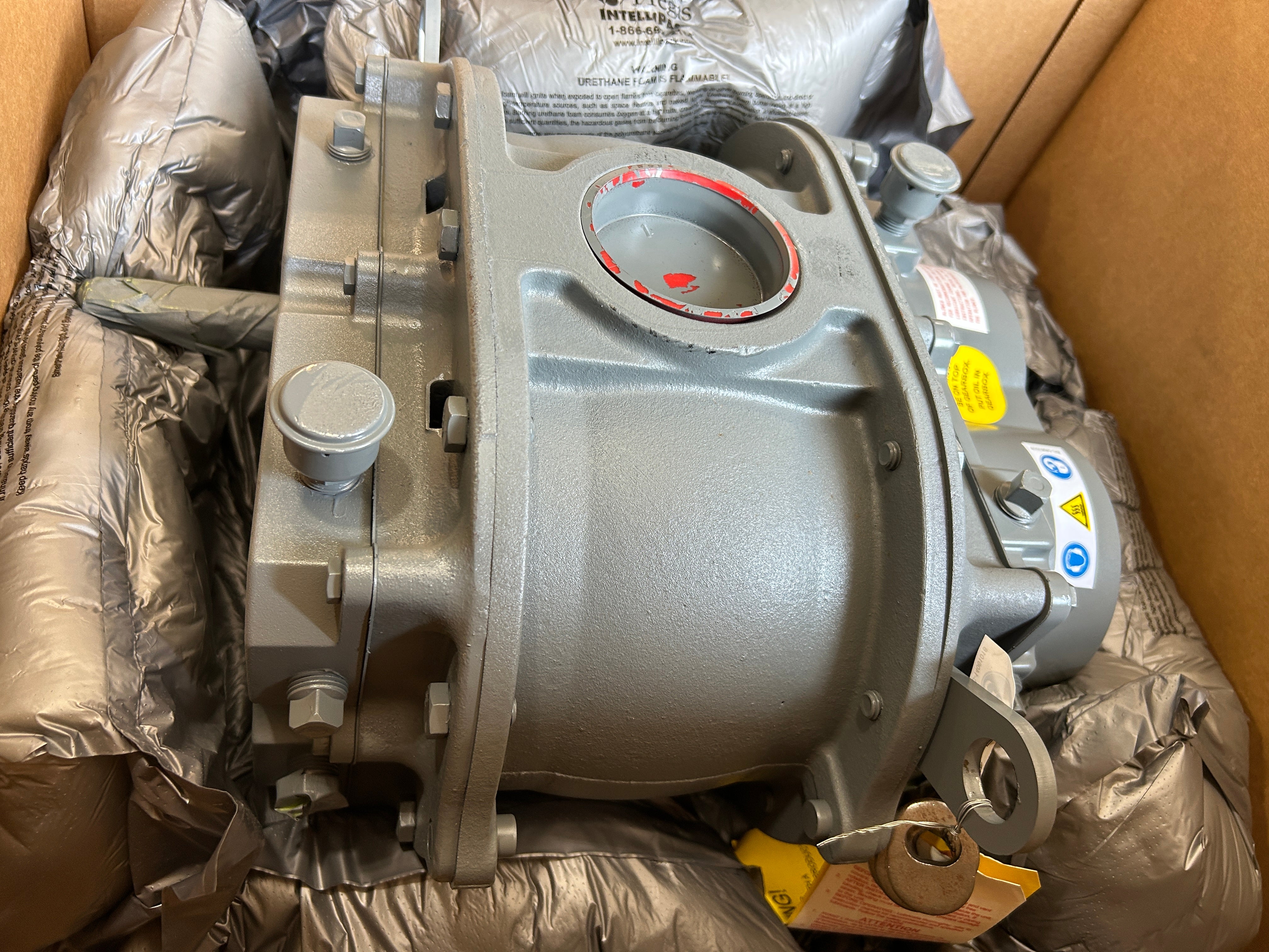 Howden Roots Rotary Lobe Blower 45 URAI DSL L with Novatec Gear Oil 12-0028