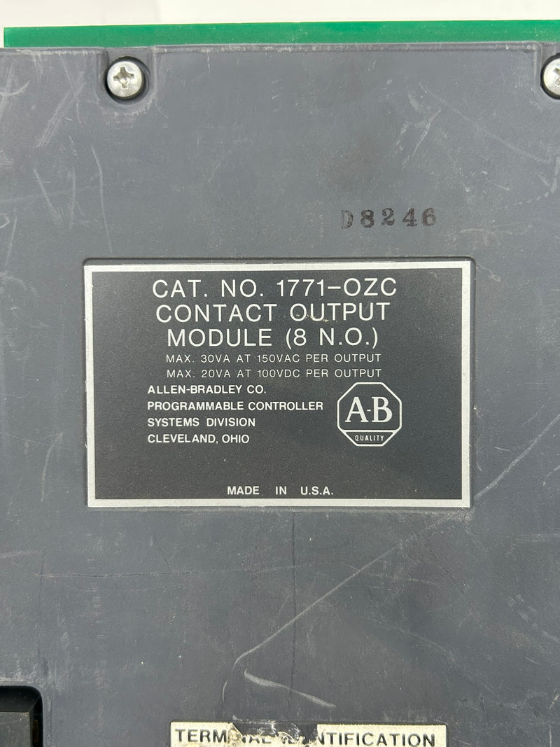 Allen-Bradley 1771-OZC Contact Output Module 8 N.O. with 1771-WD Wiring Arm