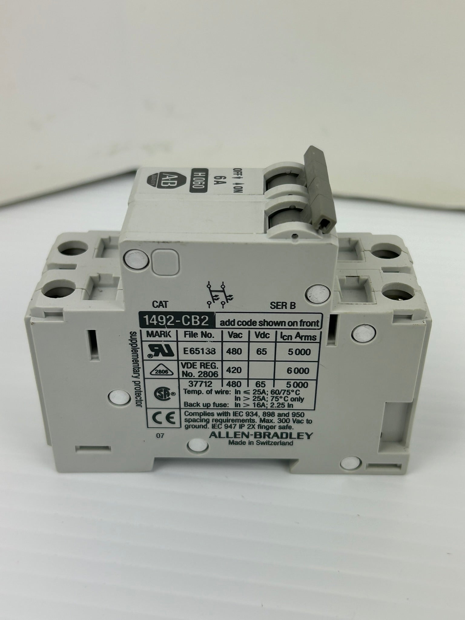 Allen-Bradley 1492-CB2 Circuit Breaker H060 Series B 480VAC 6A 2P - Lot of 2