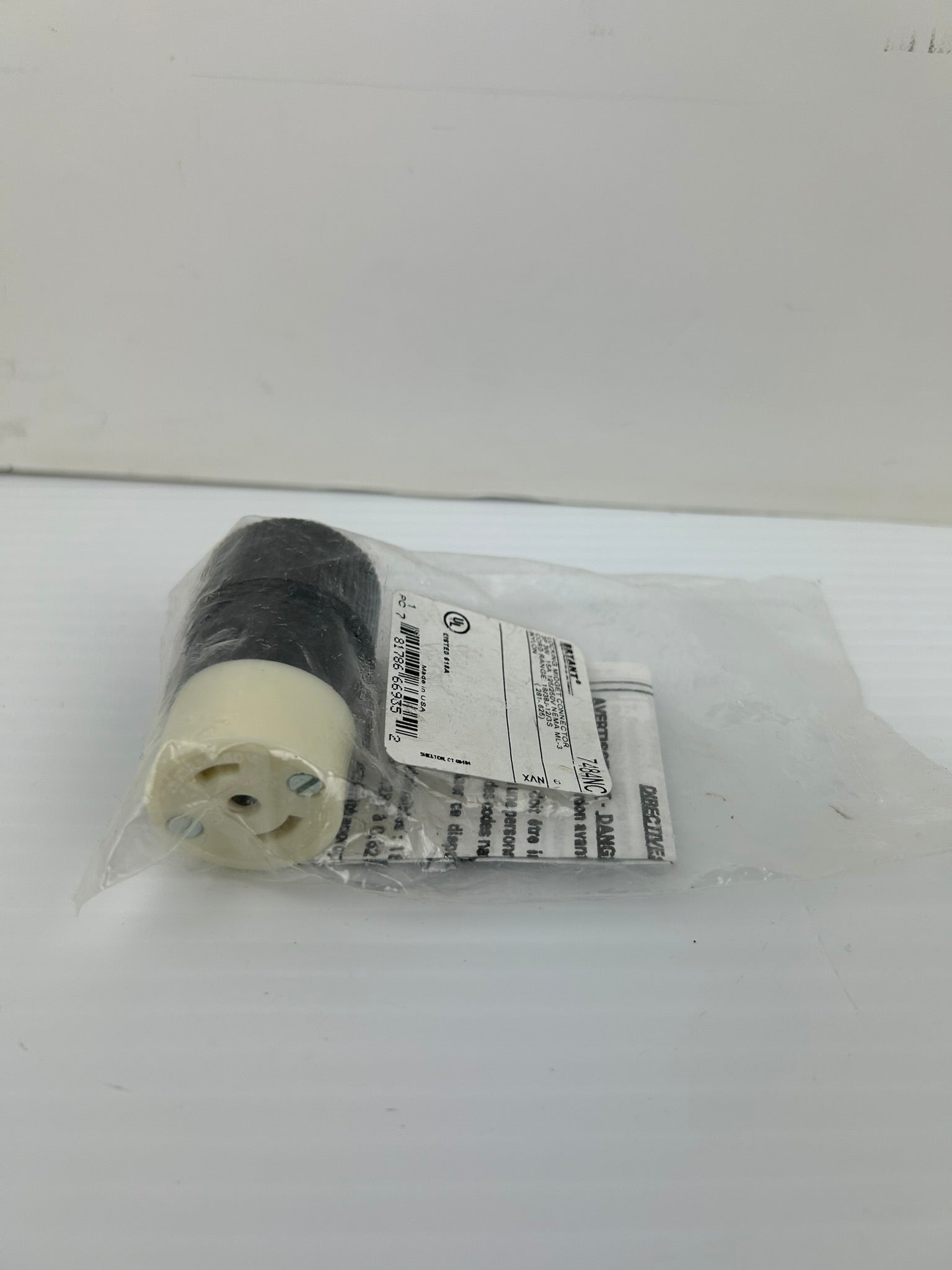 Bryant 7484NC Locking Midget Connector 125/250V 15A 3P 3W - Lot of 2
