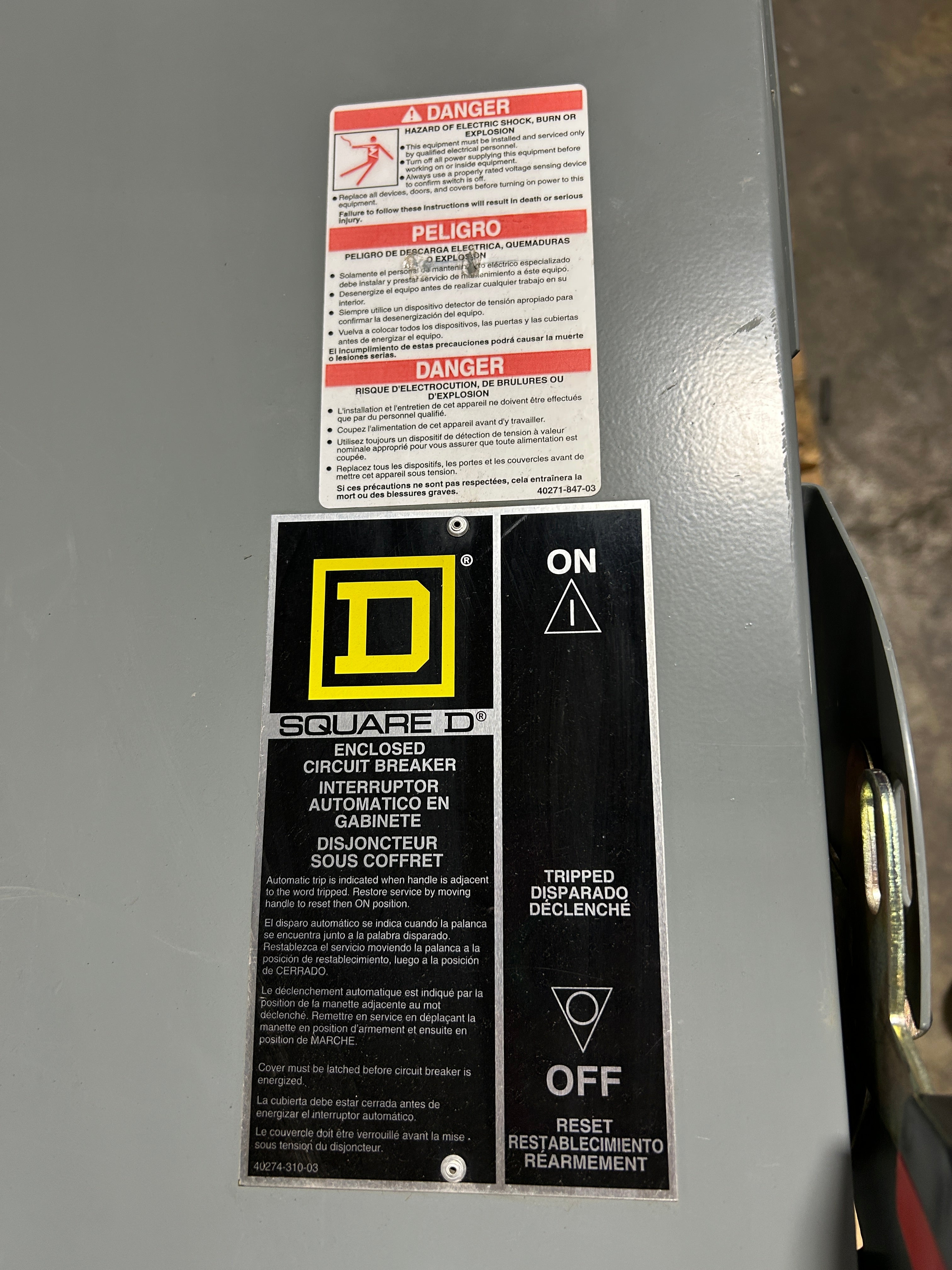 Square D MA1000AWK Circuit Breaker Enclosure 1000A Series E05 MAL36800 800A