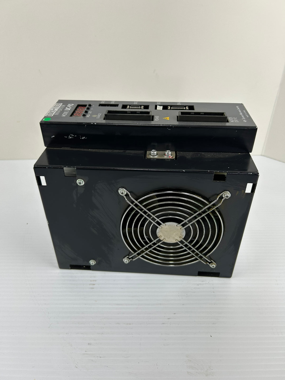 Sugino Machine UC-93 Inverter Motor Drive SSV2-1039 AC180-230V Ver.1.01