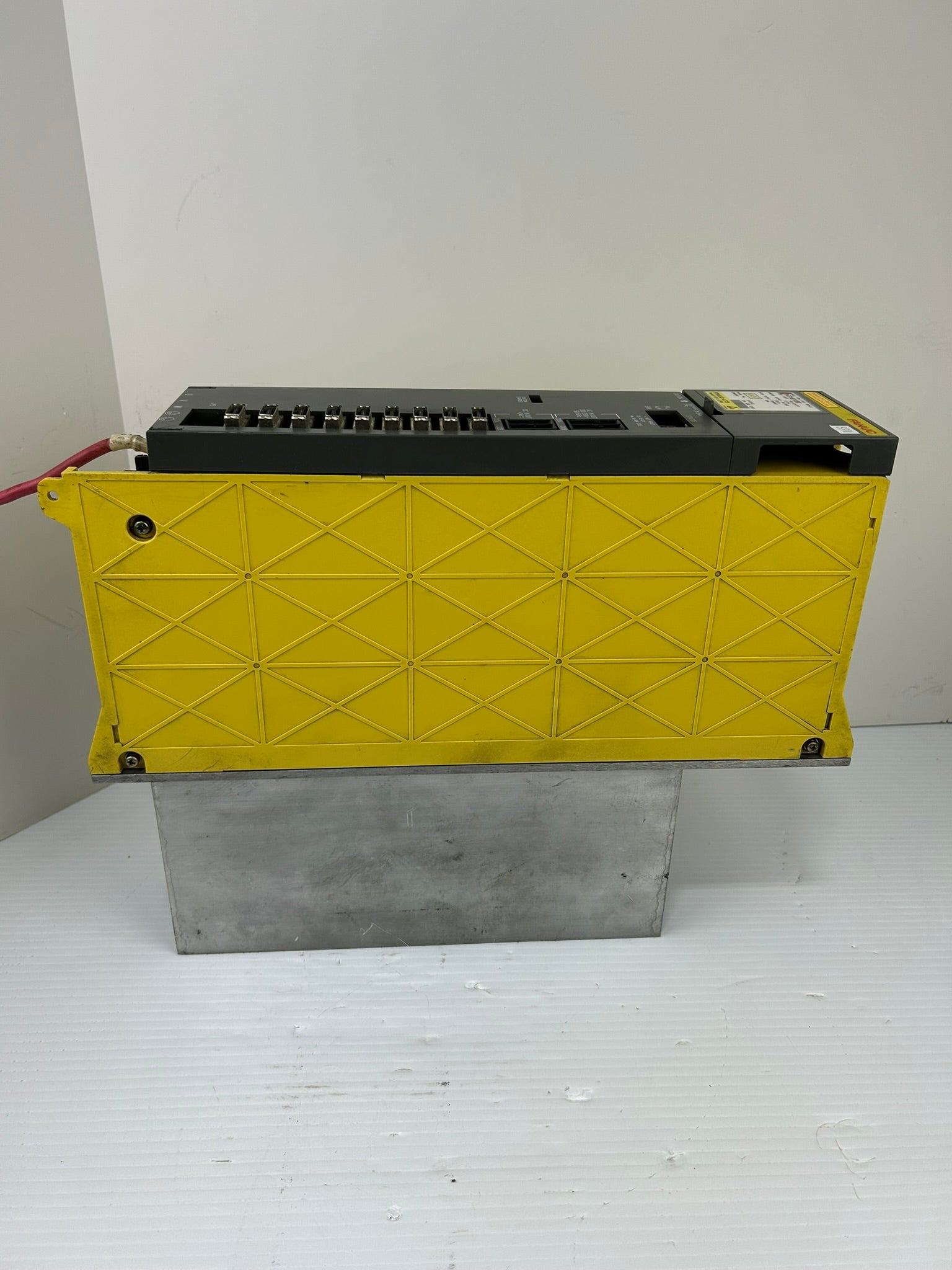 Fanuc A06B-6078-H211#H500 Spindle Amplifier Drive Module B-65162