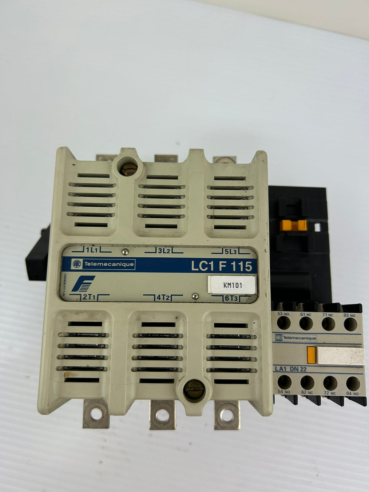 Telemecanique LC1F115 3 Pole 115A Contactor 600V 110V Coil LX1FF1106 LA1DN22