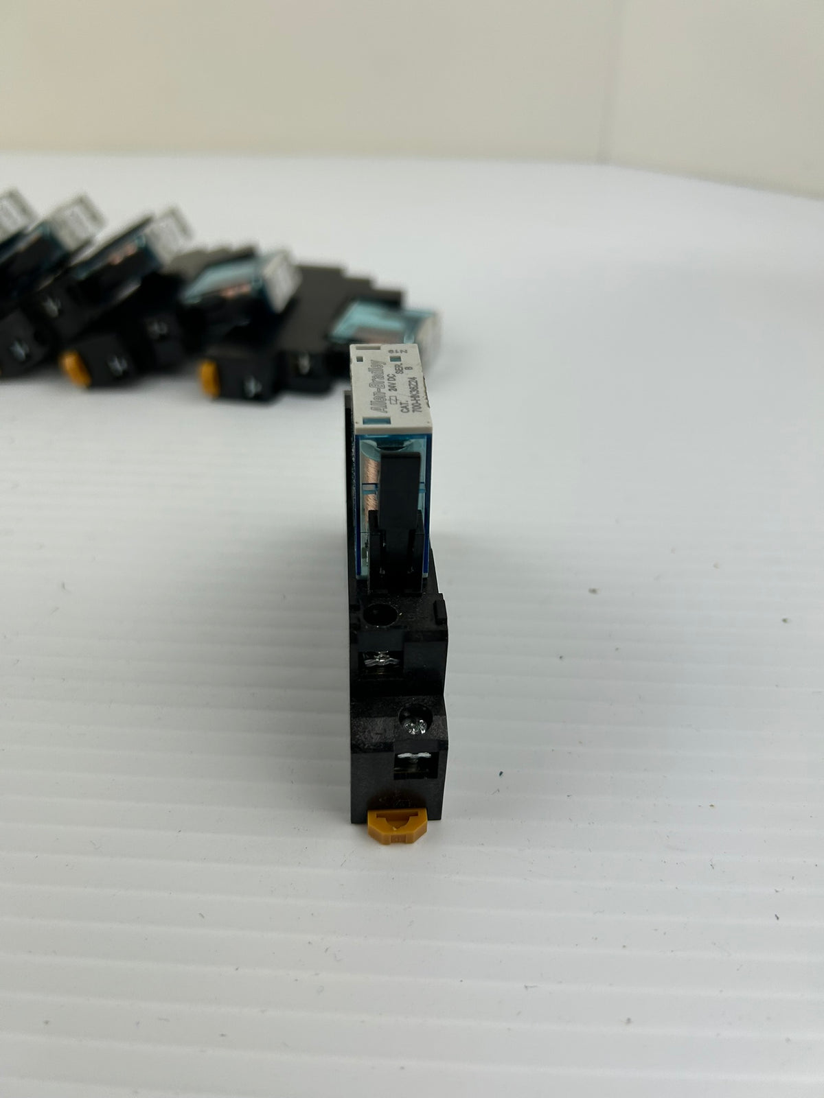 Allen-Bradley 700-HK36Z24 Relay 24VDC w/ Socket Base - Lot of 10