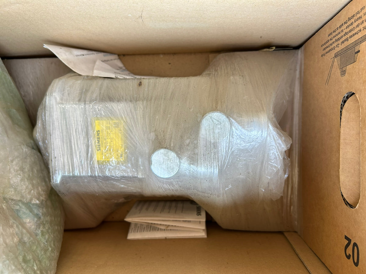 Siemens 1FK6060-6AF71-1TG0 AC Servo Motor 3-Phase 1FK6 Simotics
