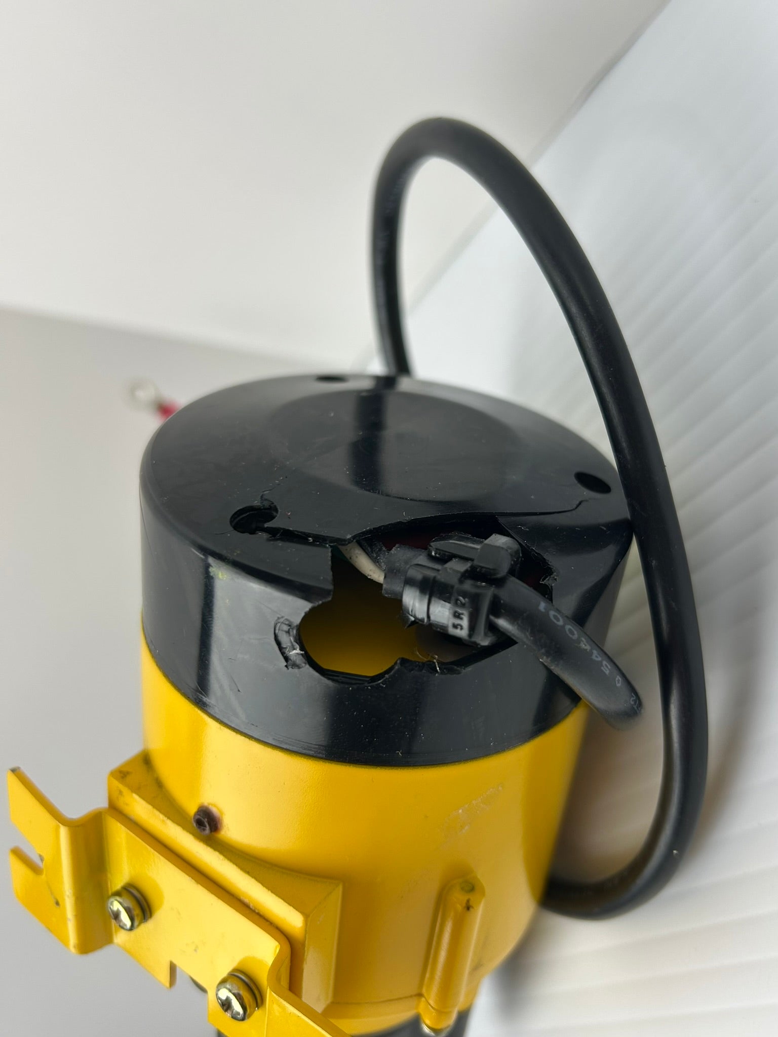 Pacer X10 Magnetic Coupled Pump 1/150HP 3450RPM 1PH 115V 0.22A 1/2" x 1/2" Hose