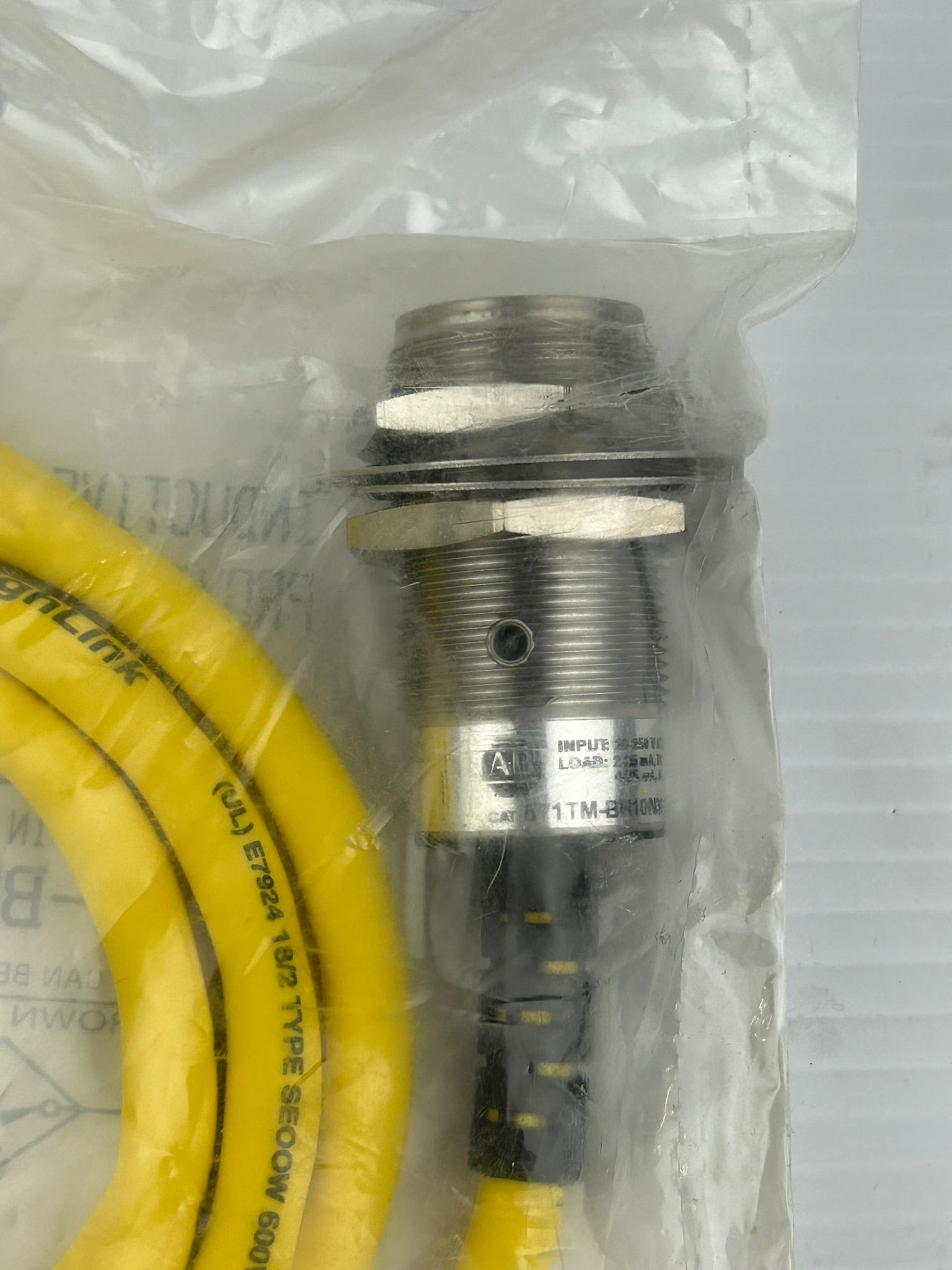 Allen Bradley 871TM-BH10N30-H2 Inductive Proximity Sensor Series A