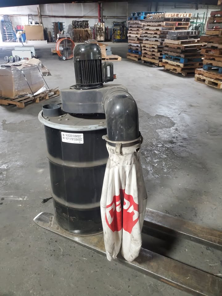 Dayton 3AA31B 2-Stage Dust Collector 3/4 HP 115/230V Industrial Shop Vac