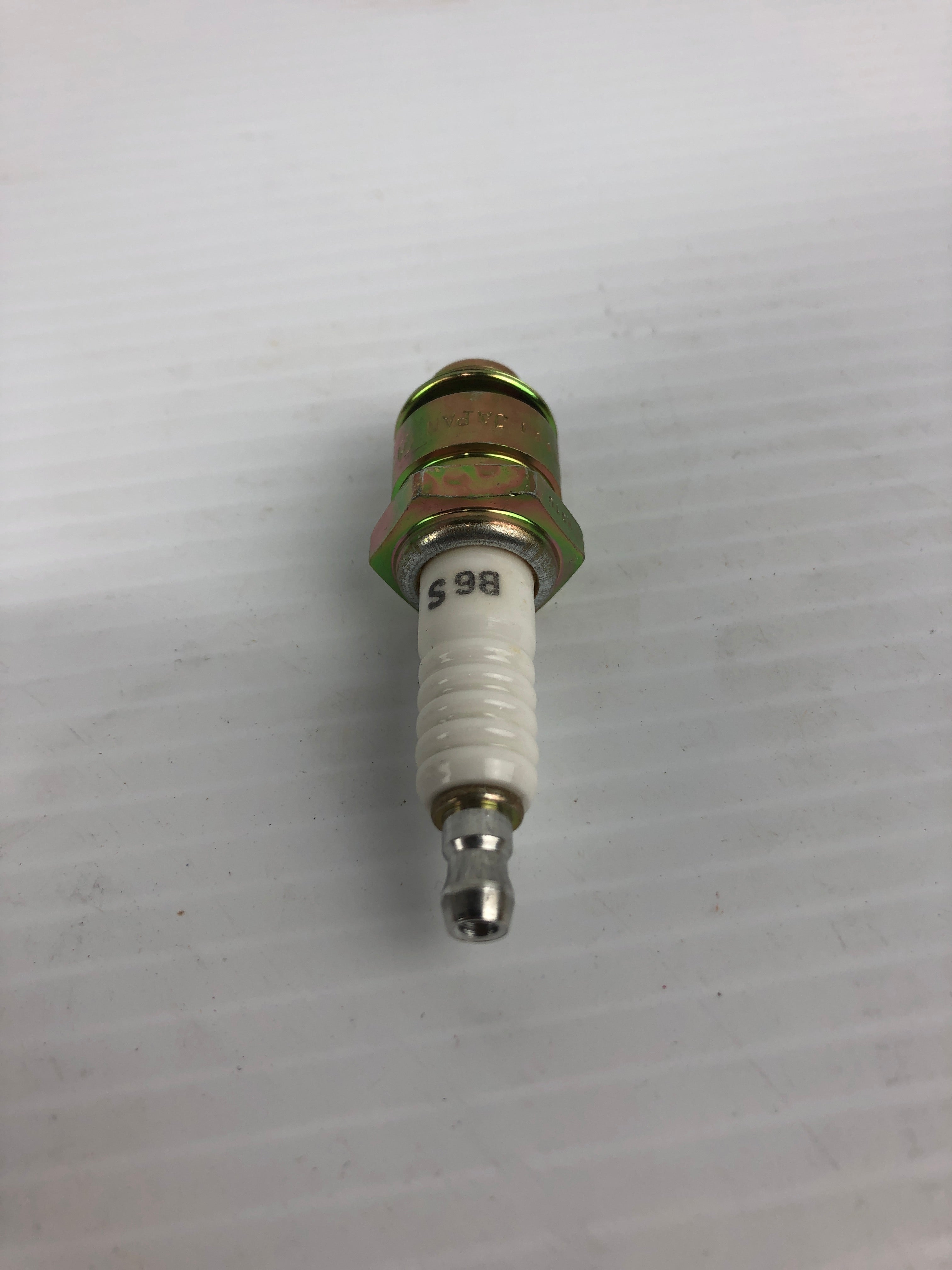 NGK 3510 Spark Plug B6S