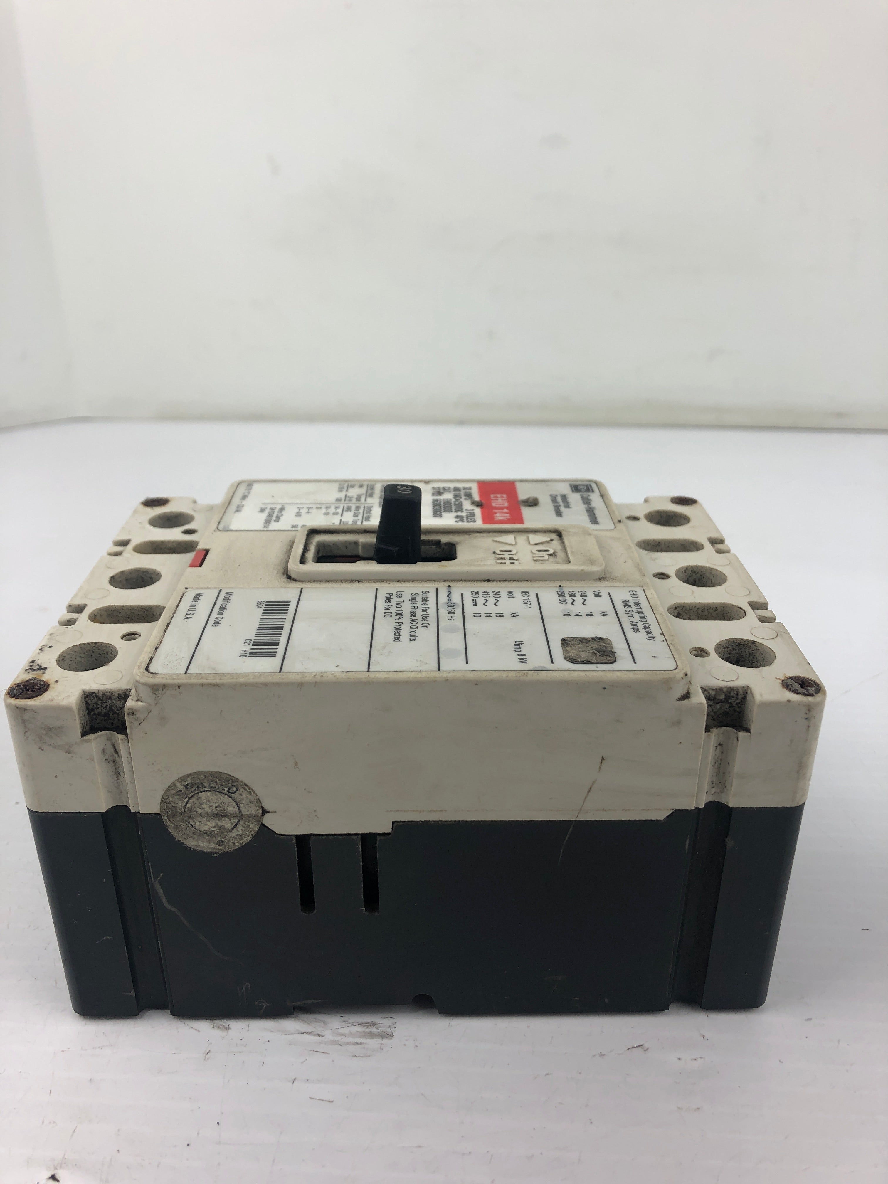 Cutler Hammer EHD3030 Industrial Circuit Breaker EHD14K 480VAC 250VDC 30A 3PH