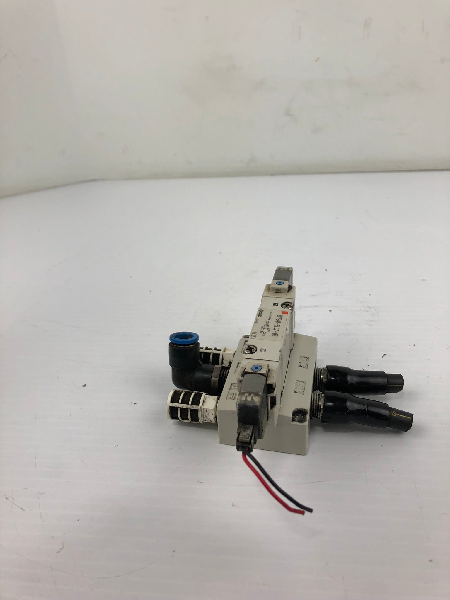 SMC Valve Manifold SY7240-5L0Z-02