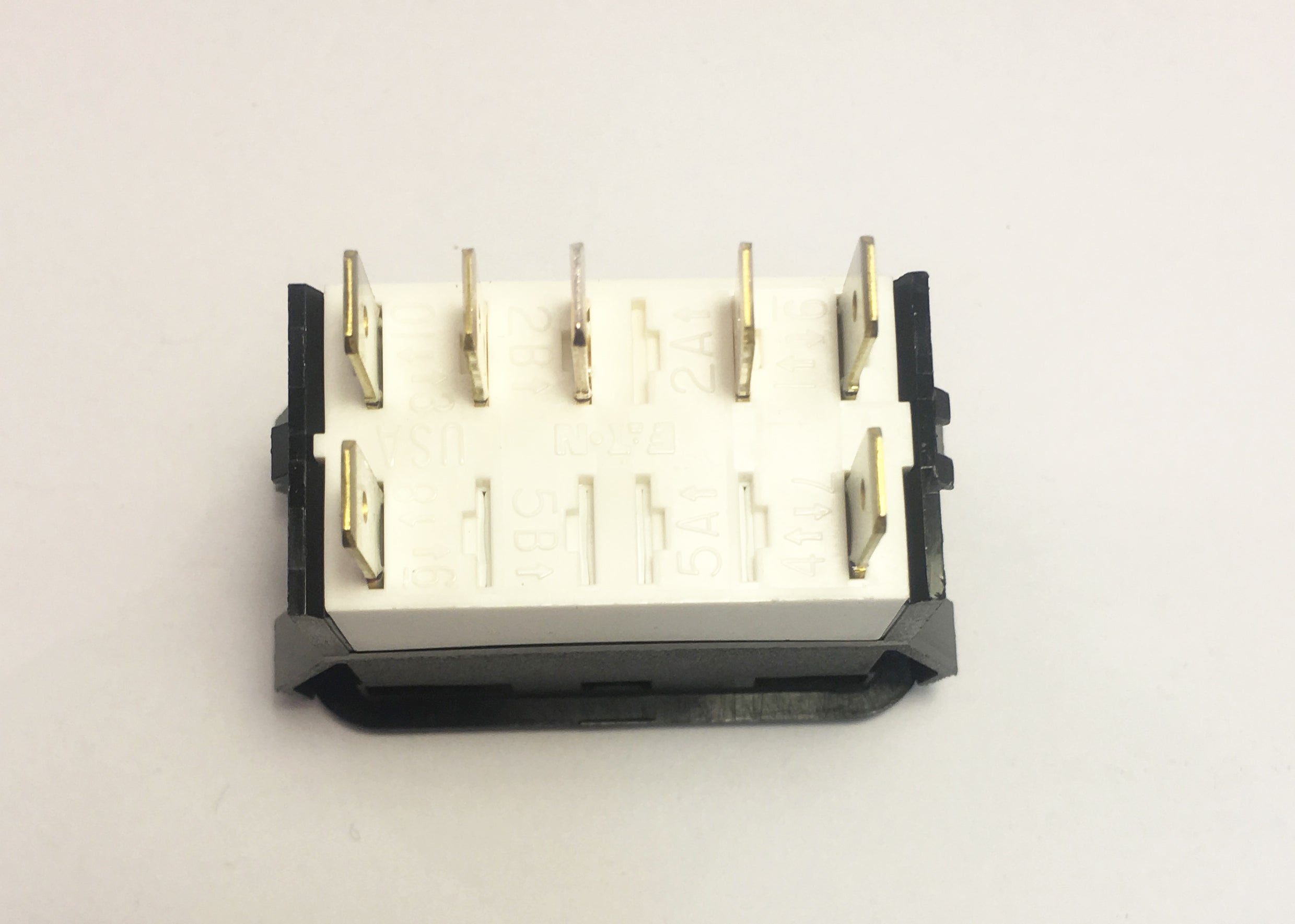 Eaton NGR15681BNAAN Rocker Switch