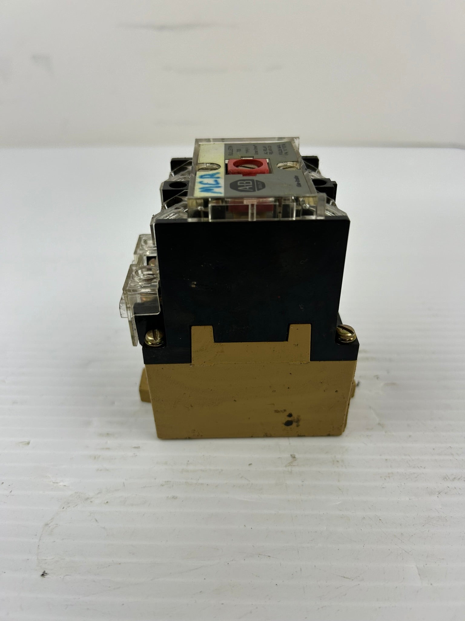 Allen-Bradley 700-P400A1 AC Relay Series D