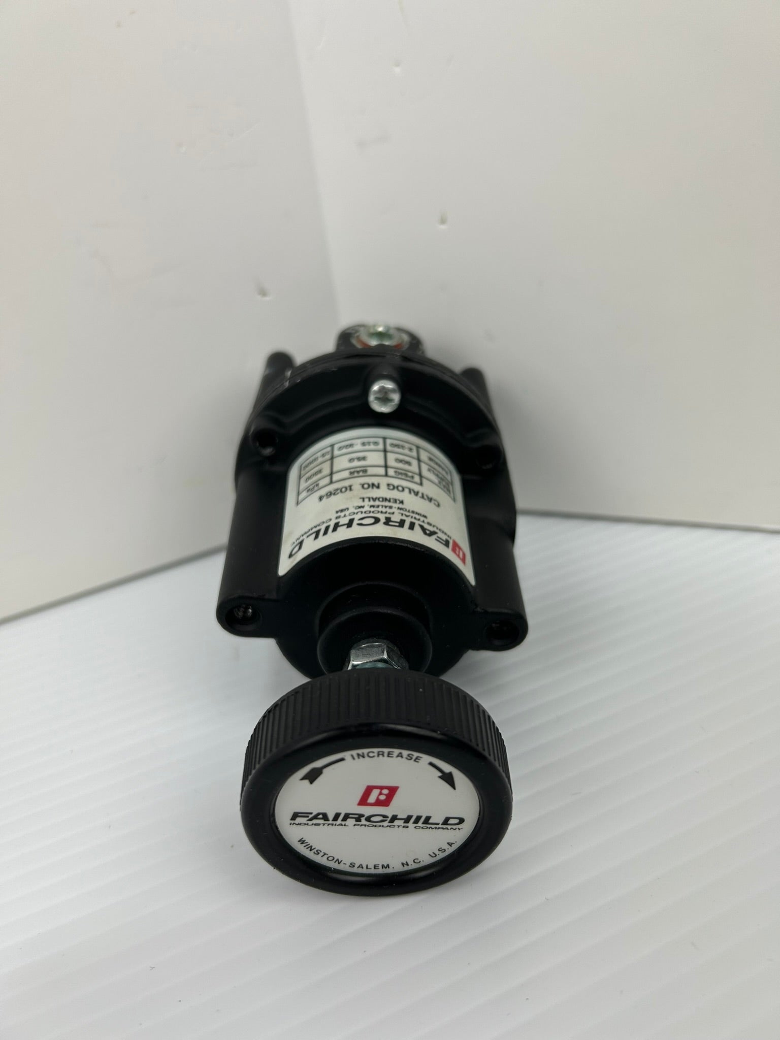 Fairchild 10264 Kendall Pneumatic Pressure Regulator 500PSIG 3500KPa 35.0bar