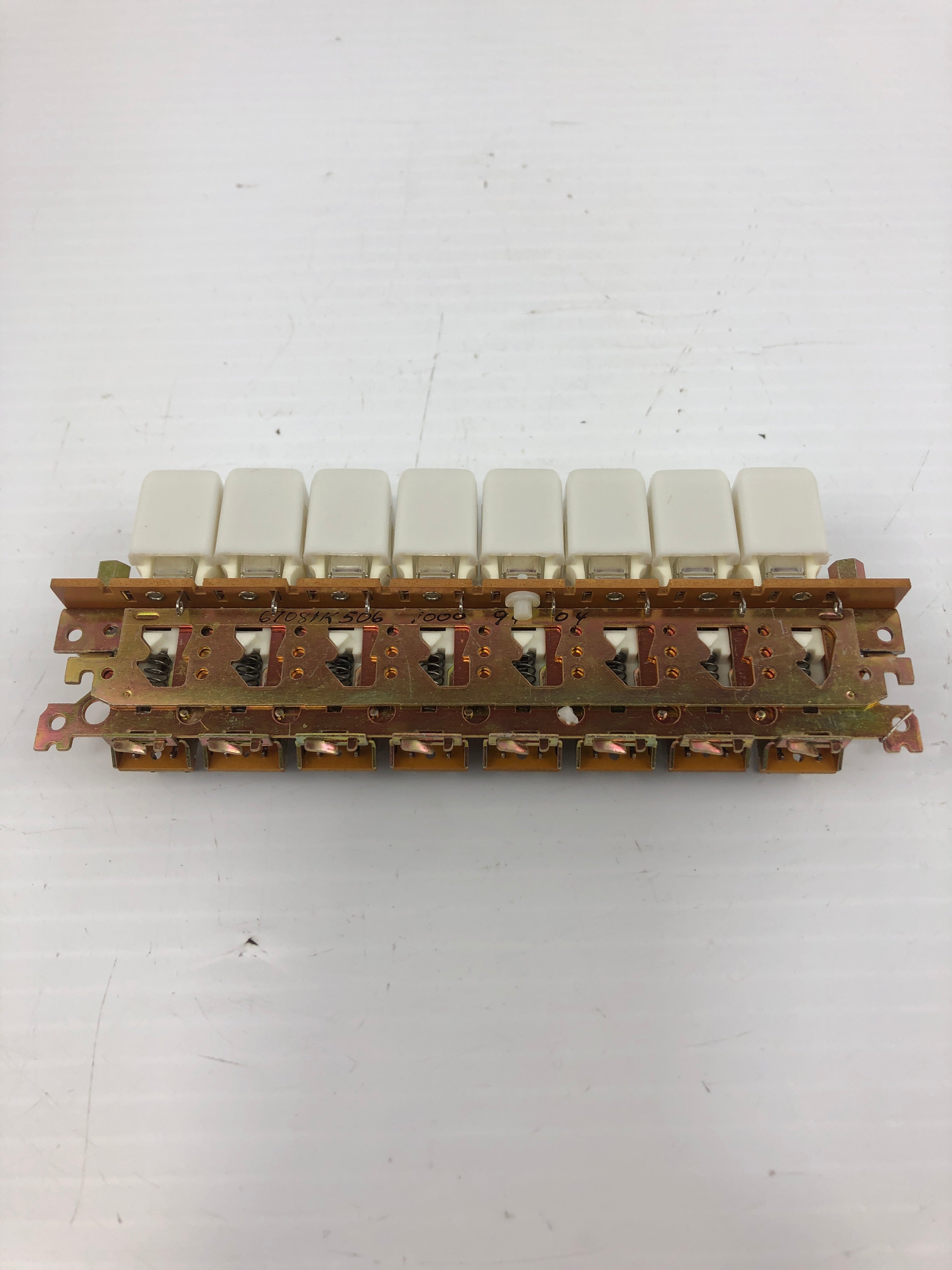 Switchcraft 67081K506 Electromechanical 8 Multiple Station Pushbutton Switch