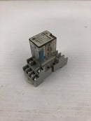 Allen Bradley 700-HC24Z24-4 Relay 24VDC Series D with Base 700-HN128 Series B