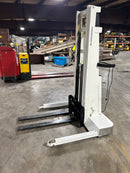 Crown 15BT Electric Pallet Jack Tugger Lift 1400 Lb. Capacity 12V 1980 15BT-110