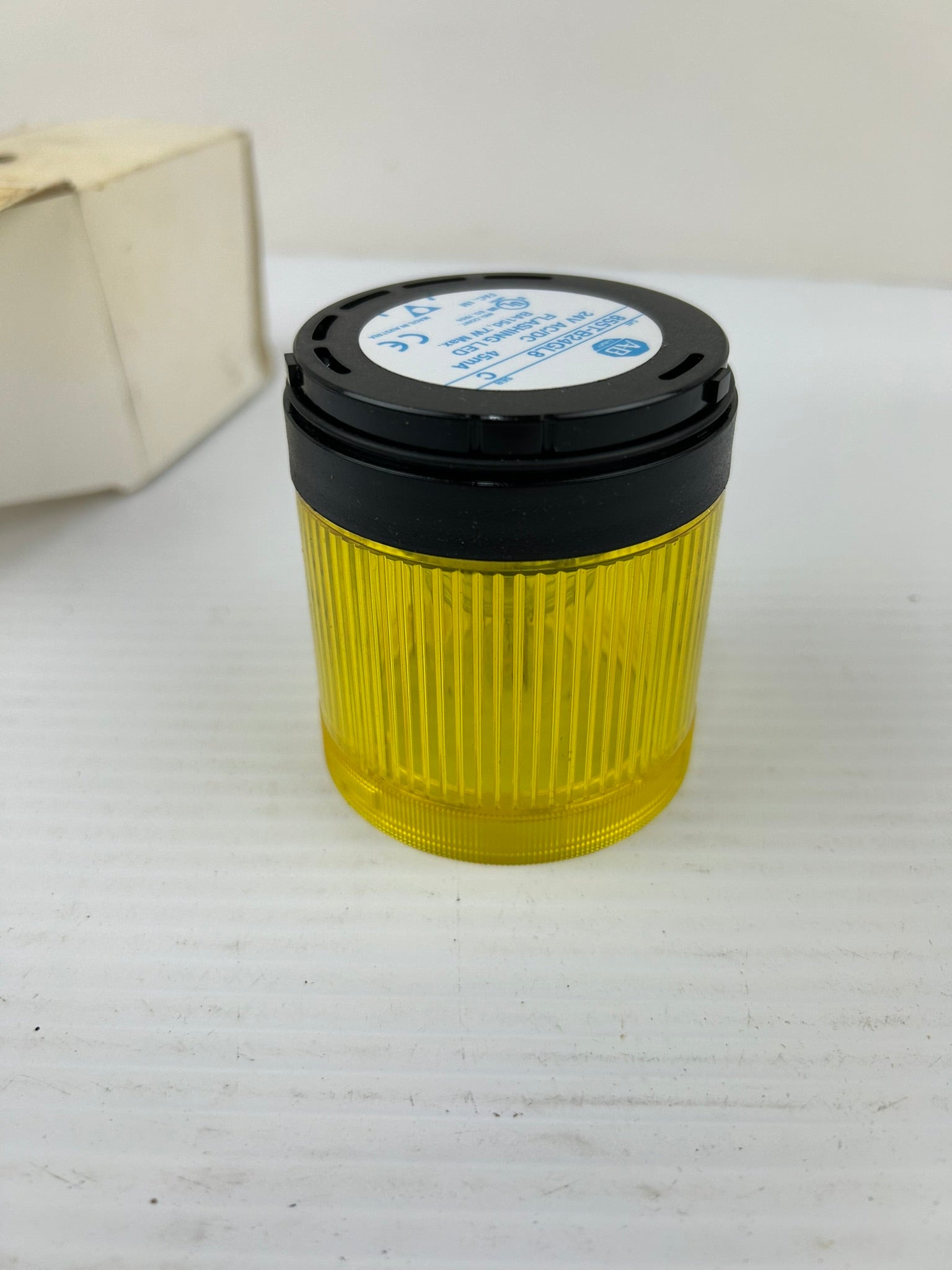 Allen Bradley 855T-B24GL8 LED Stack Yellow Light Series C 24V