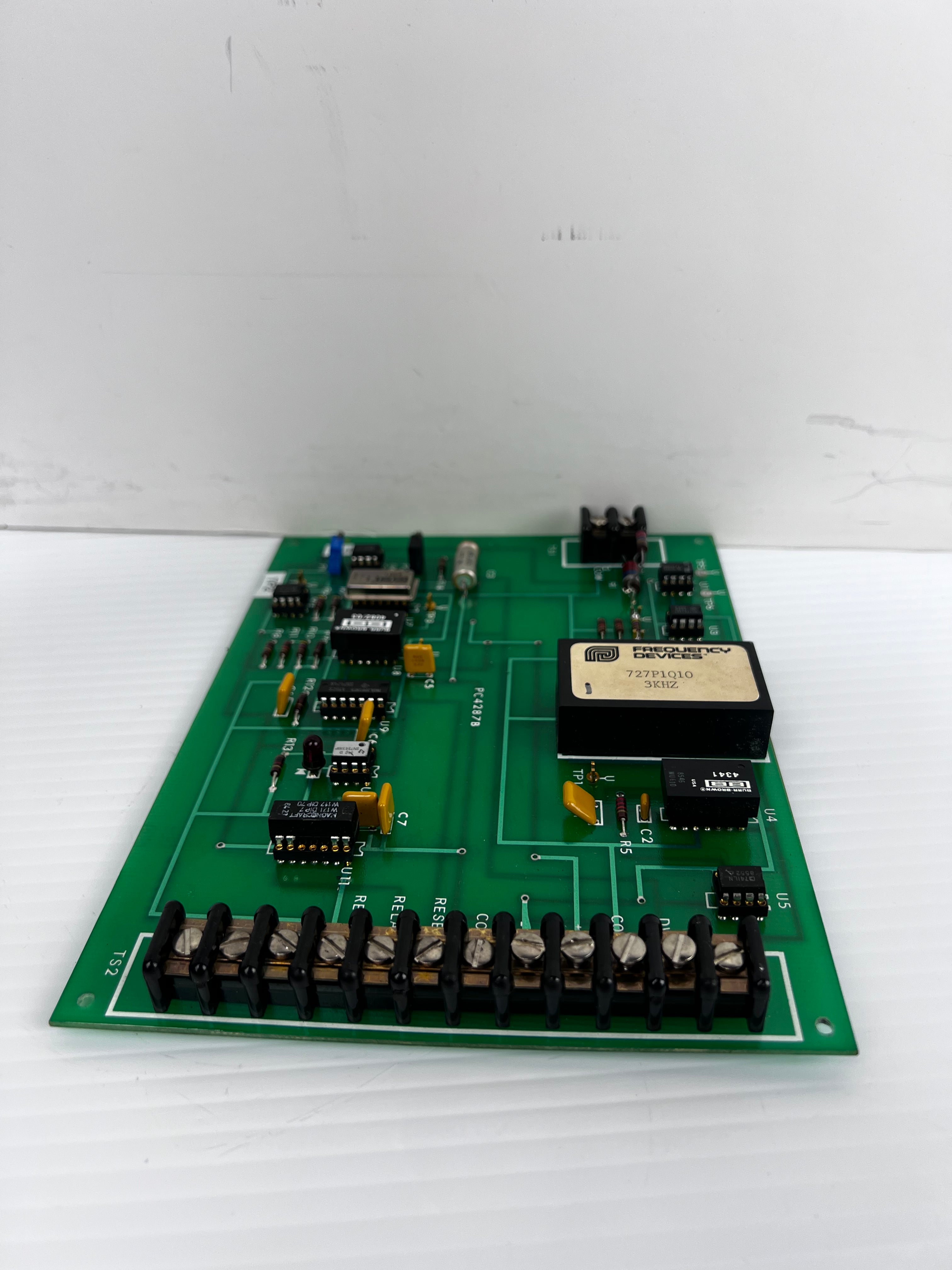 Frequency Devices PC4287B Circuit Board 727P1Q10 3KHZ