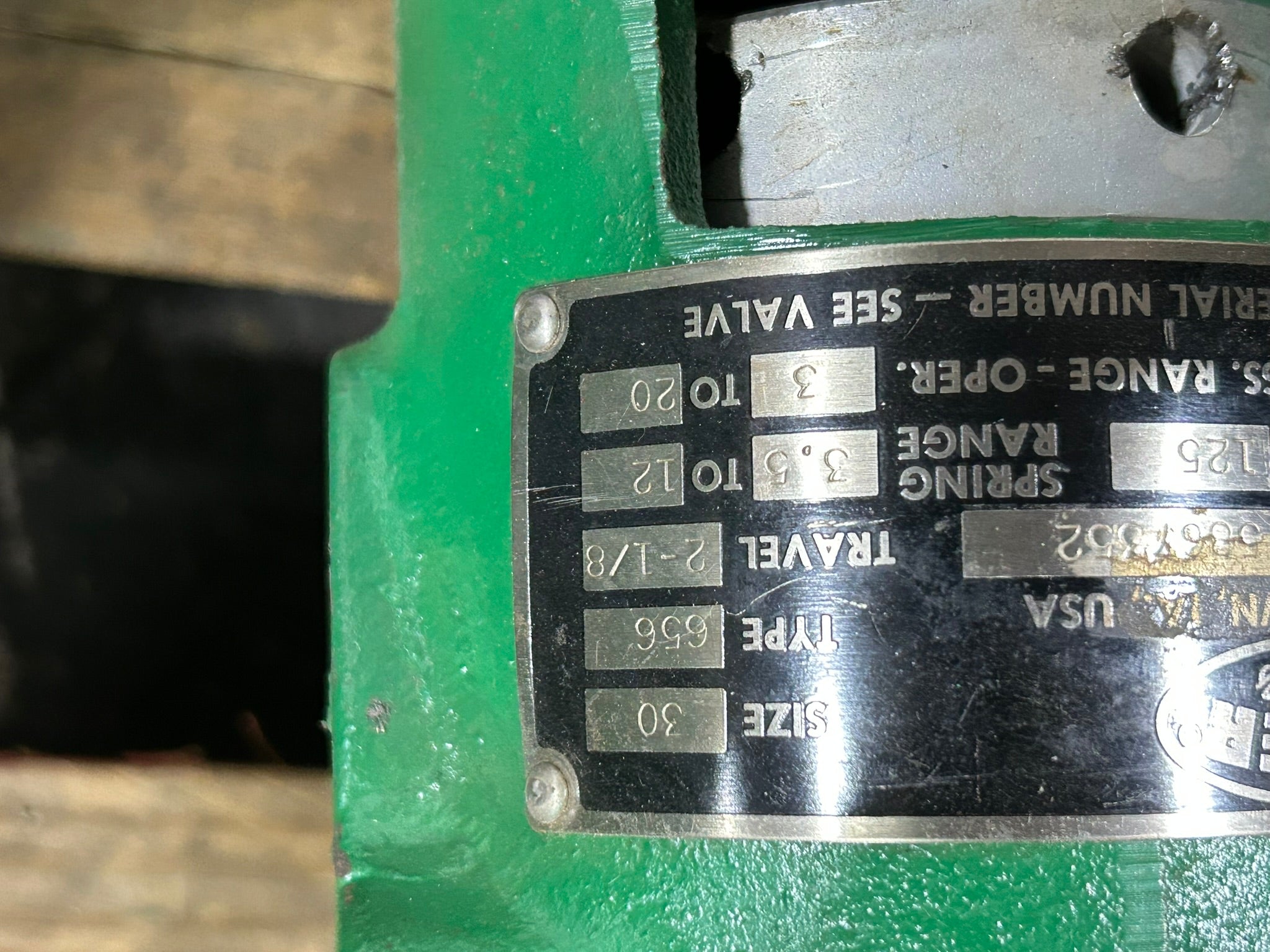 Fisher Controls 5867352 Gate Valve Size 30, Type 656 Travel 2-1/8 125 PSIG