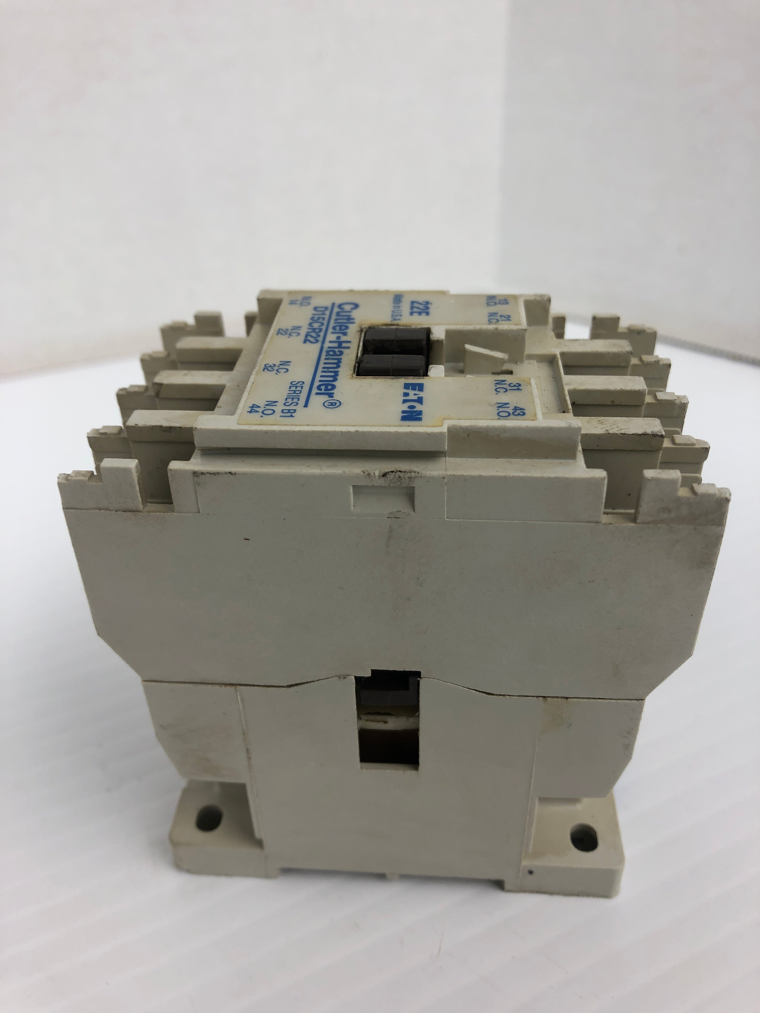 Cutler Hammer D15CR22 Relay 22E Series B1