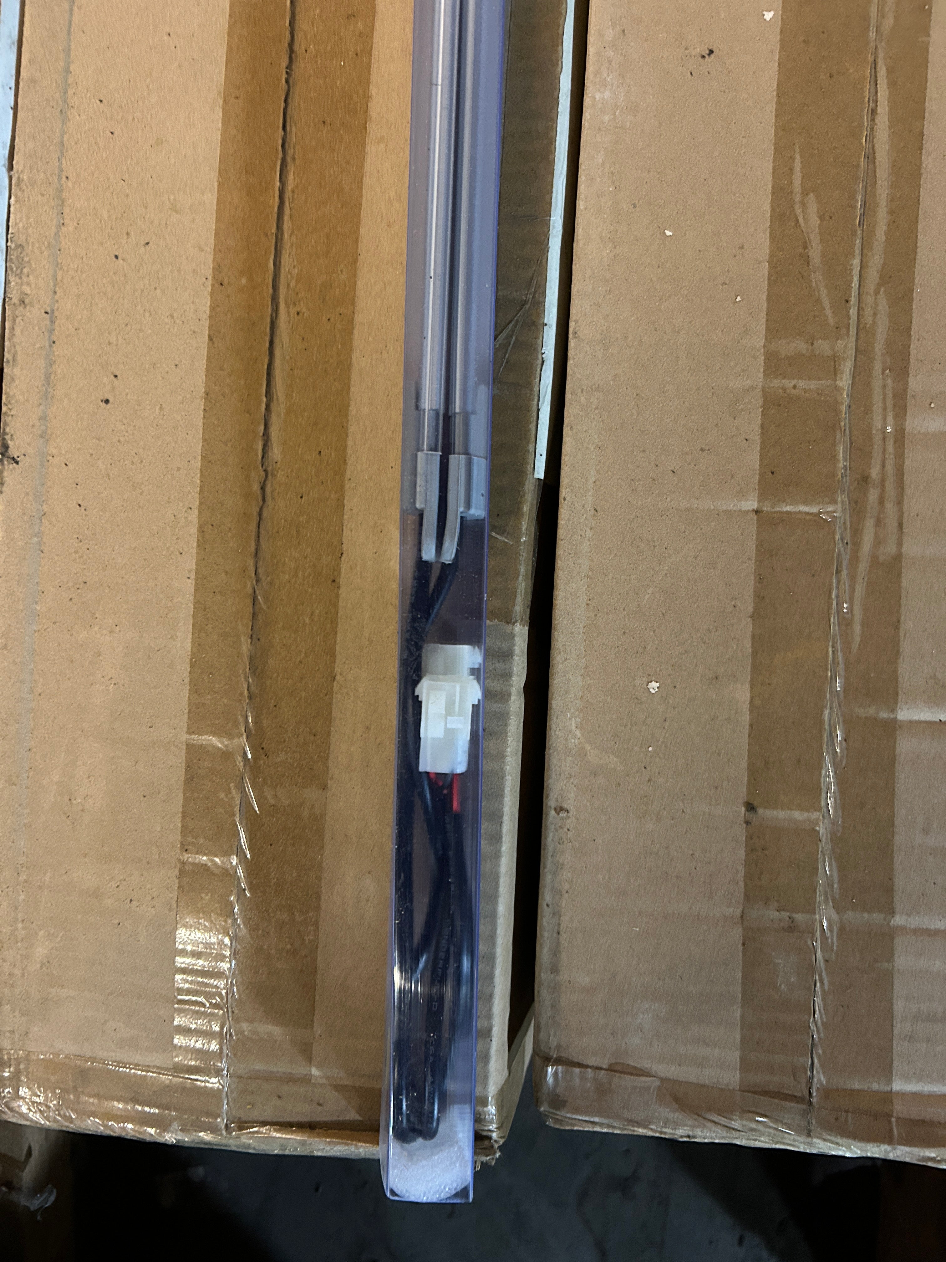 ITC 30" Cab Emergency LED Light Strip with End Caps 24V 69840.30.35.24.1 QTY 50