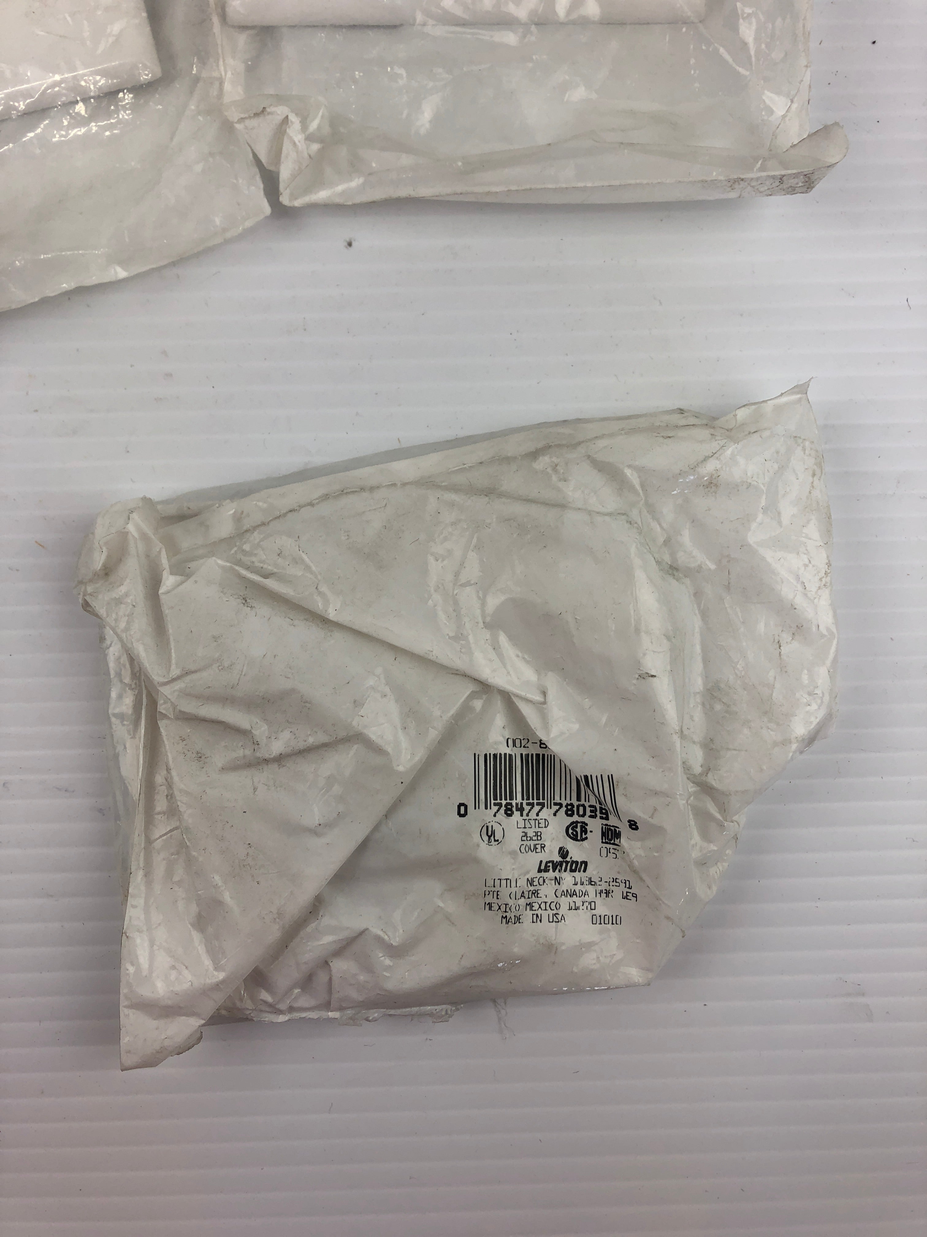 Leviton 002-88034 Blank White Wall Covers - Lot of 5