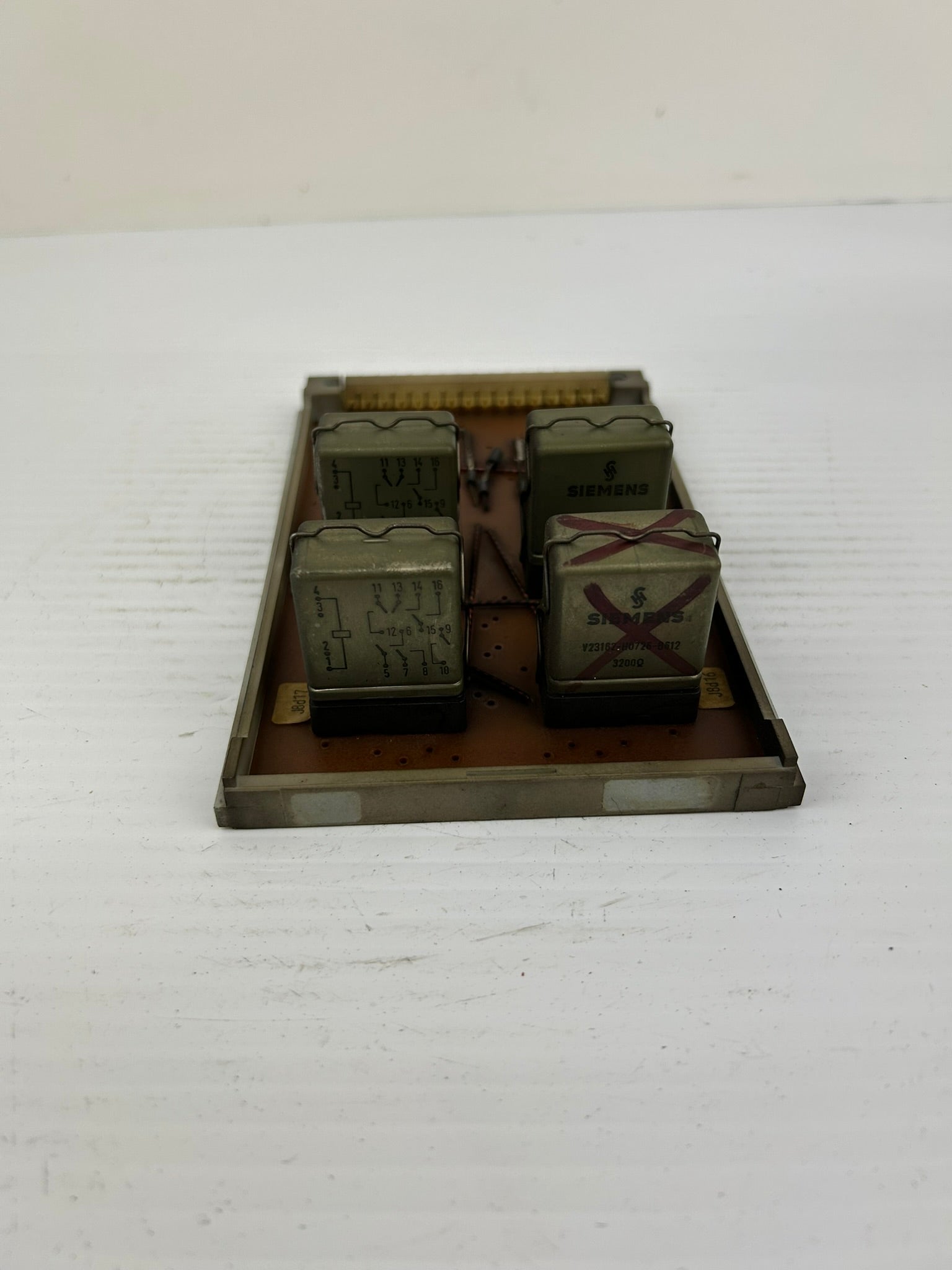 Barmag Electronic Circuit Board E110/00 with 4 Relays E110-00