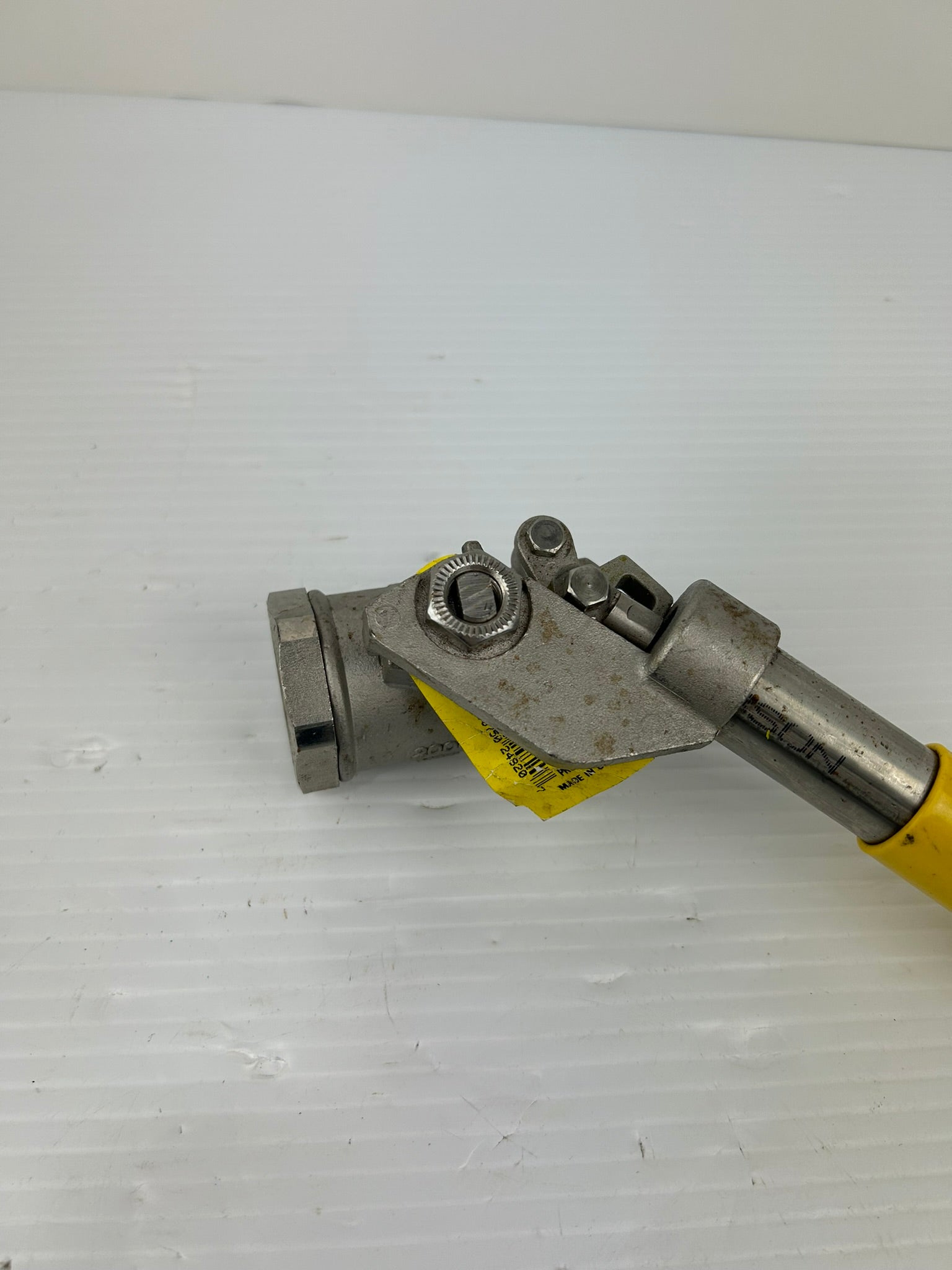 Apollo 76-504-01A Ball Valve 2000 WOG CF8M 316SS MPTFE