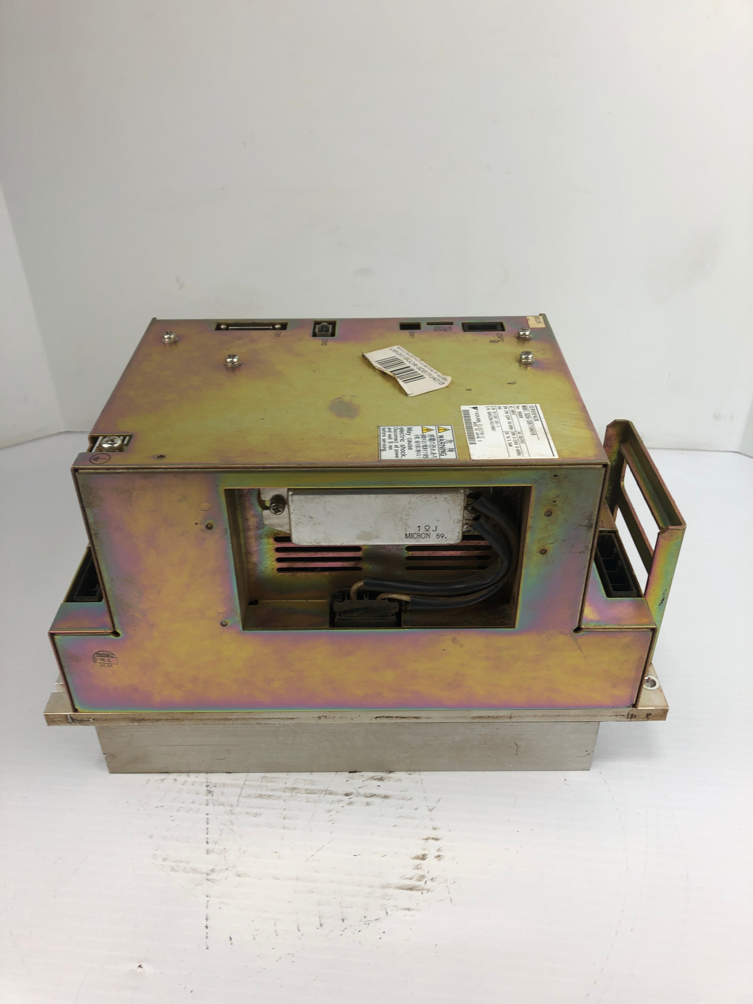 Yaskawa Electric SGDR-SDB710A01B Servopack Drive 3PH 200-230V 24A
