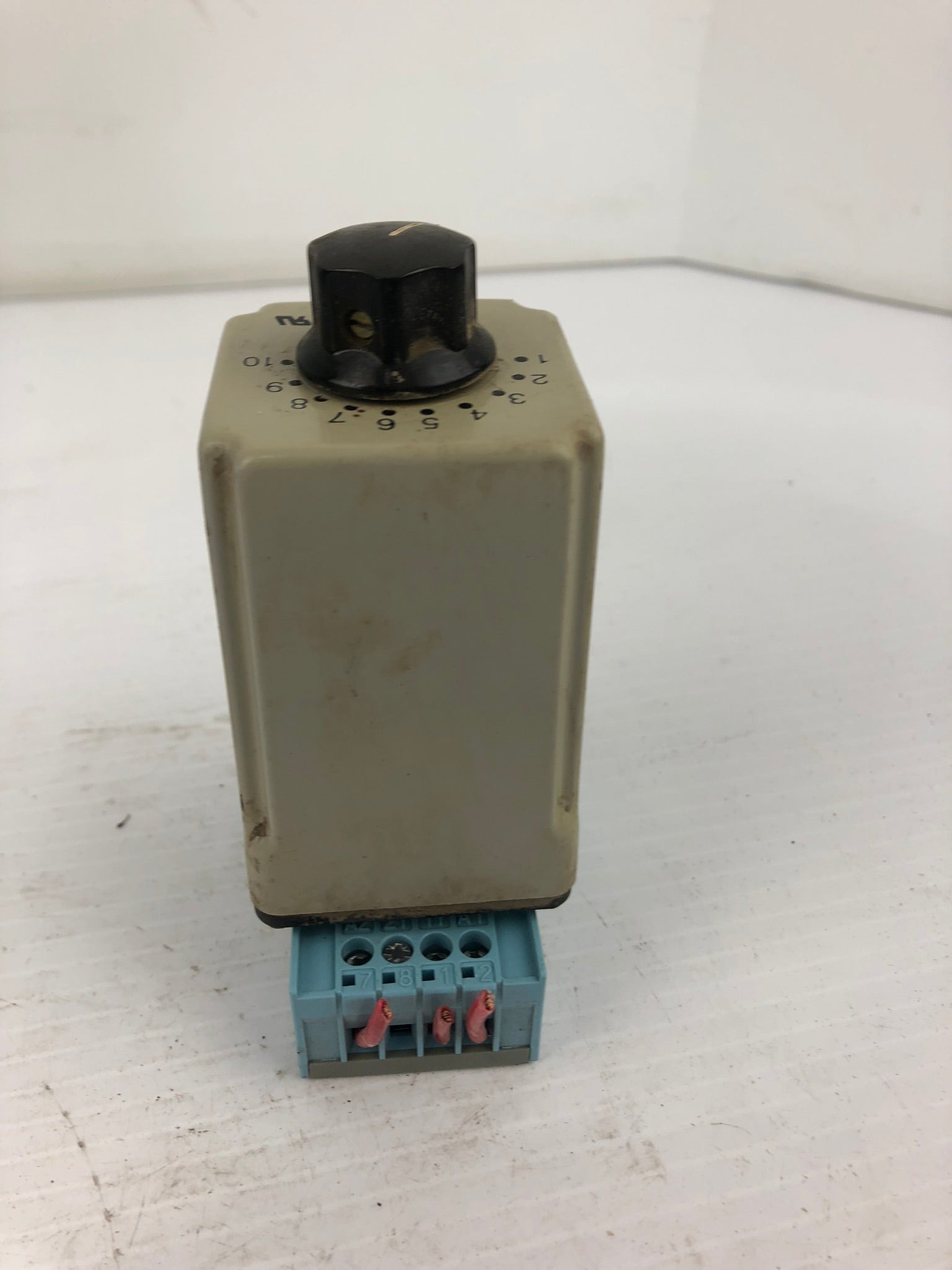 Signaline 332-120V-10S Interval Timer
