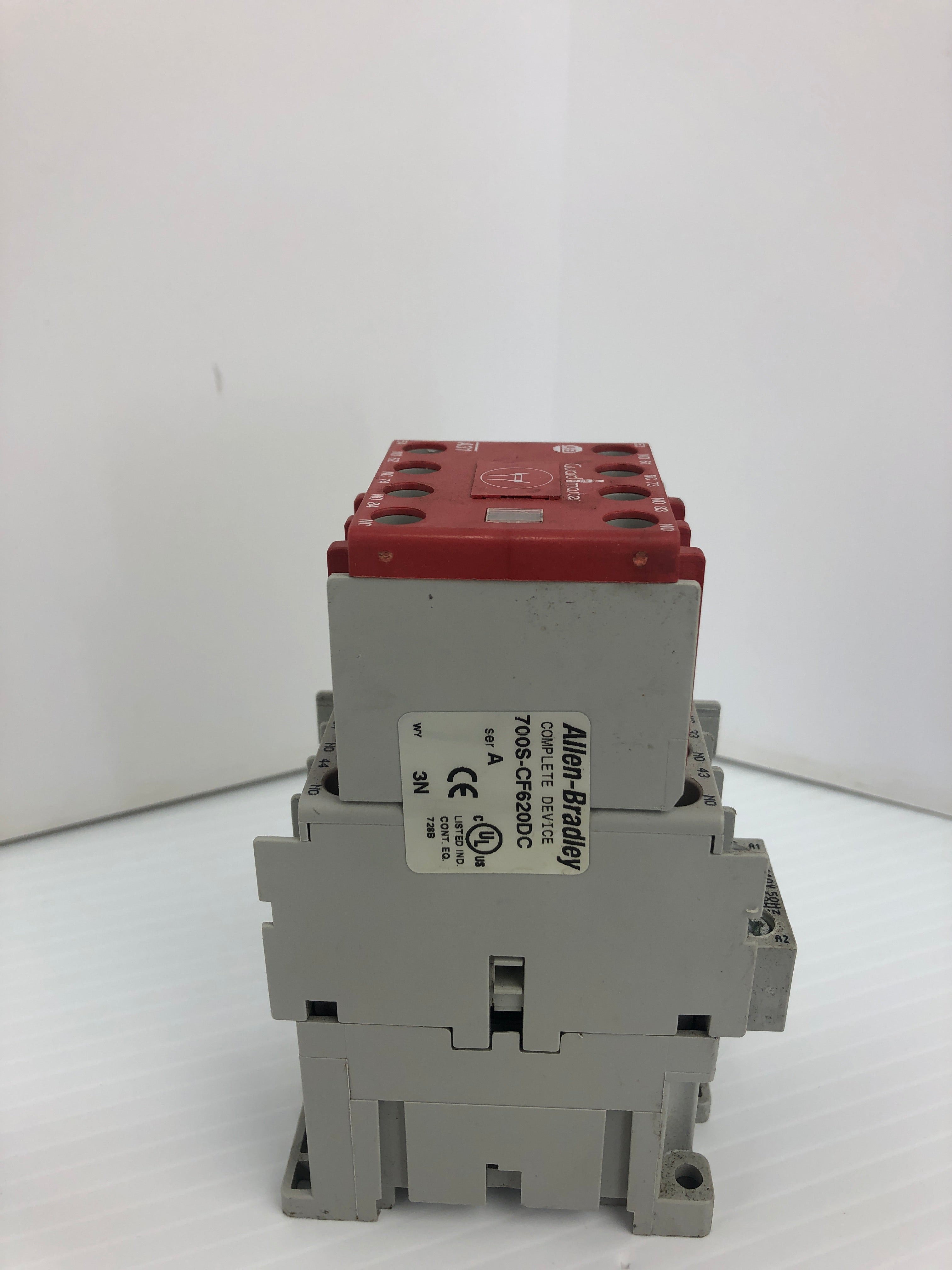 Allen-Bradley 700-CF310* Relay Ser. A 100S-F Guard Master Contact Block
