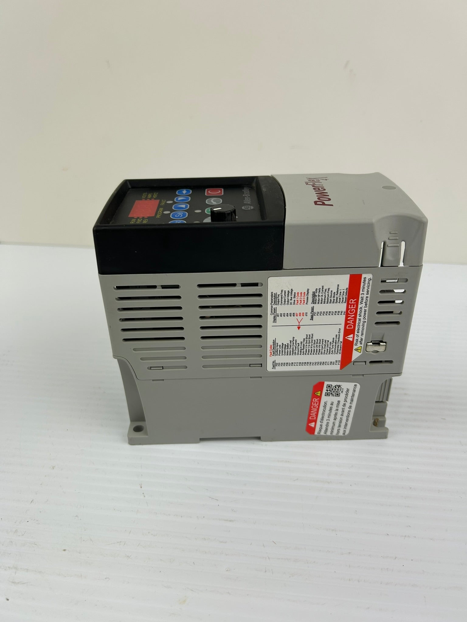 Allen Bradley 22A-D4P0N104 PowerFlex 4 AC Drive Series A