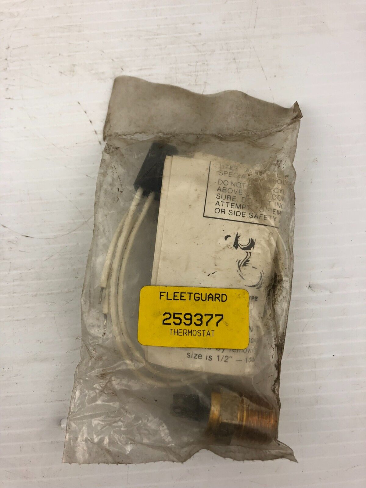 Fleetguard 259377 Thermostat