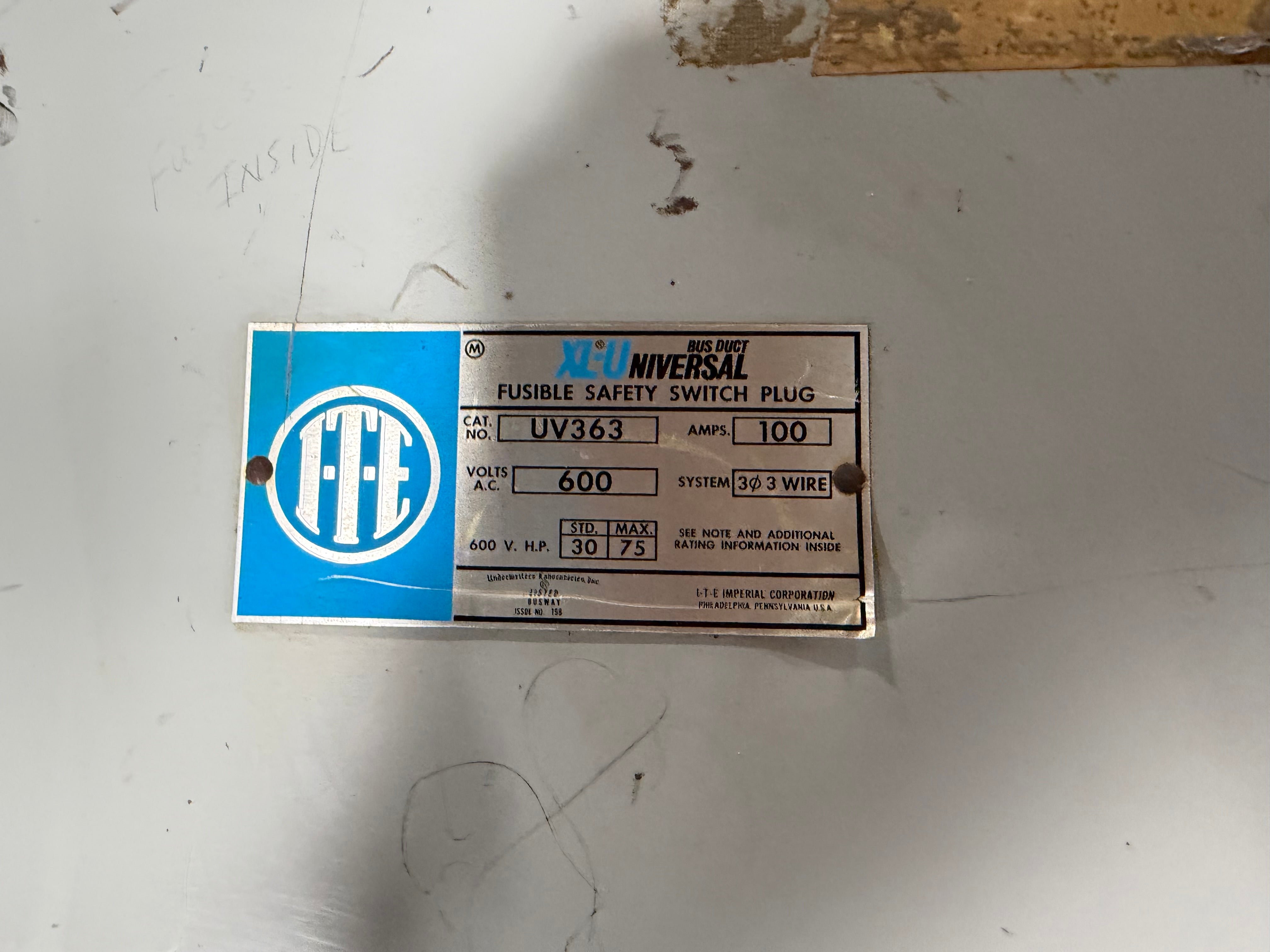 ITE Gould UV363 XL-U Fusible Bus Plug 100A 600V 3PH 3W Used