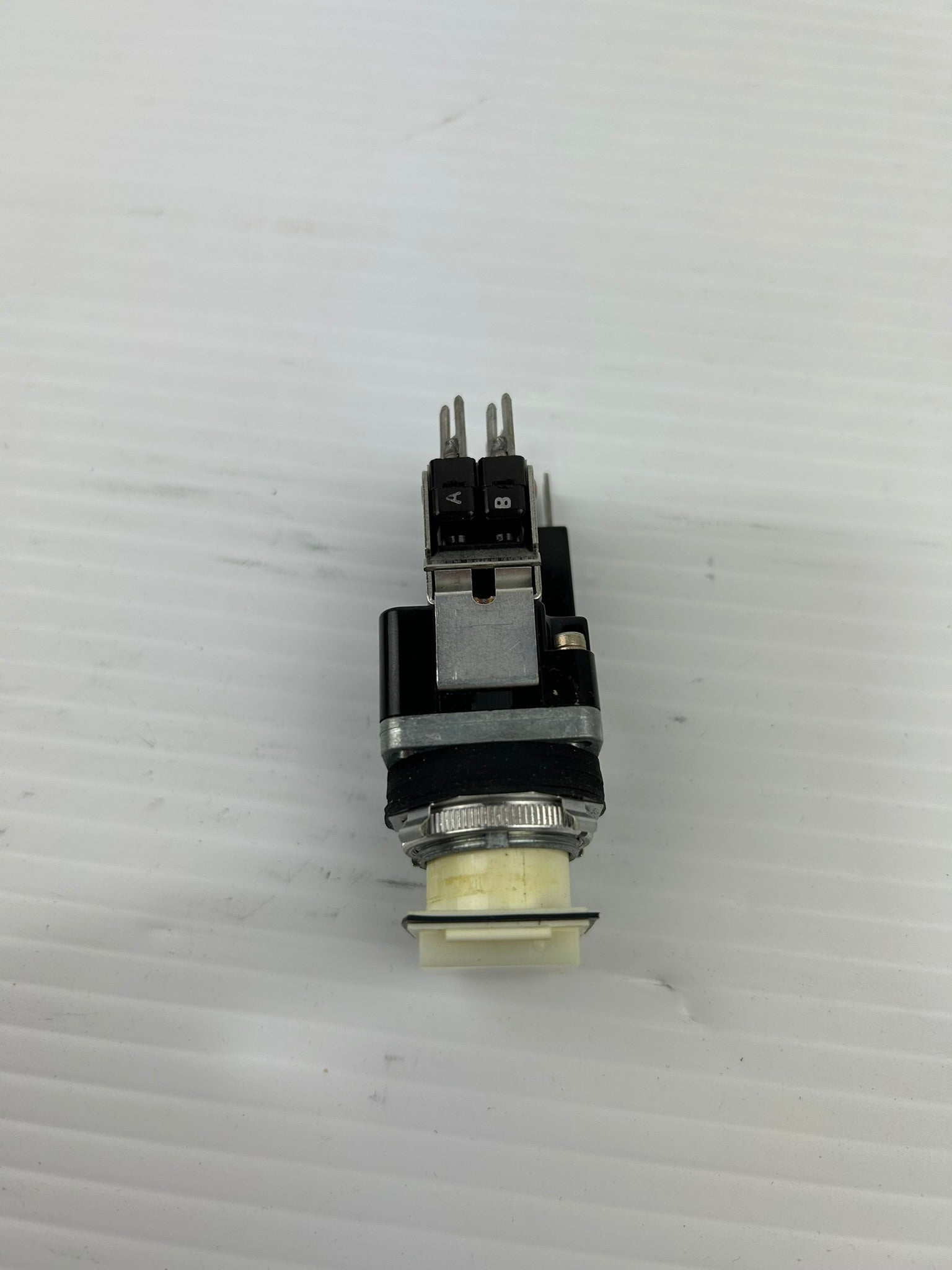 Honeywell PMHG Microswitch Pushbutton Switch