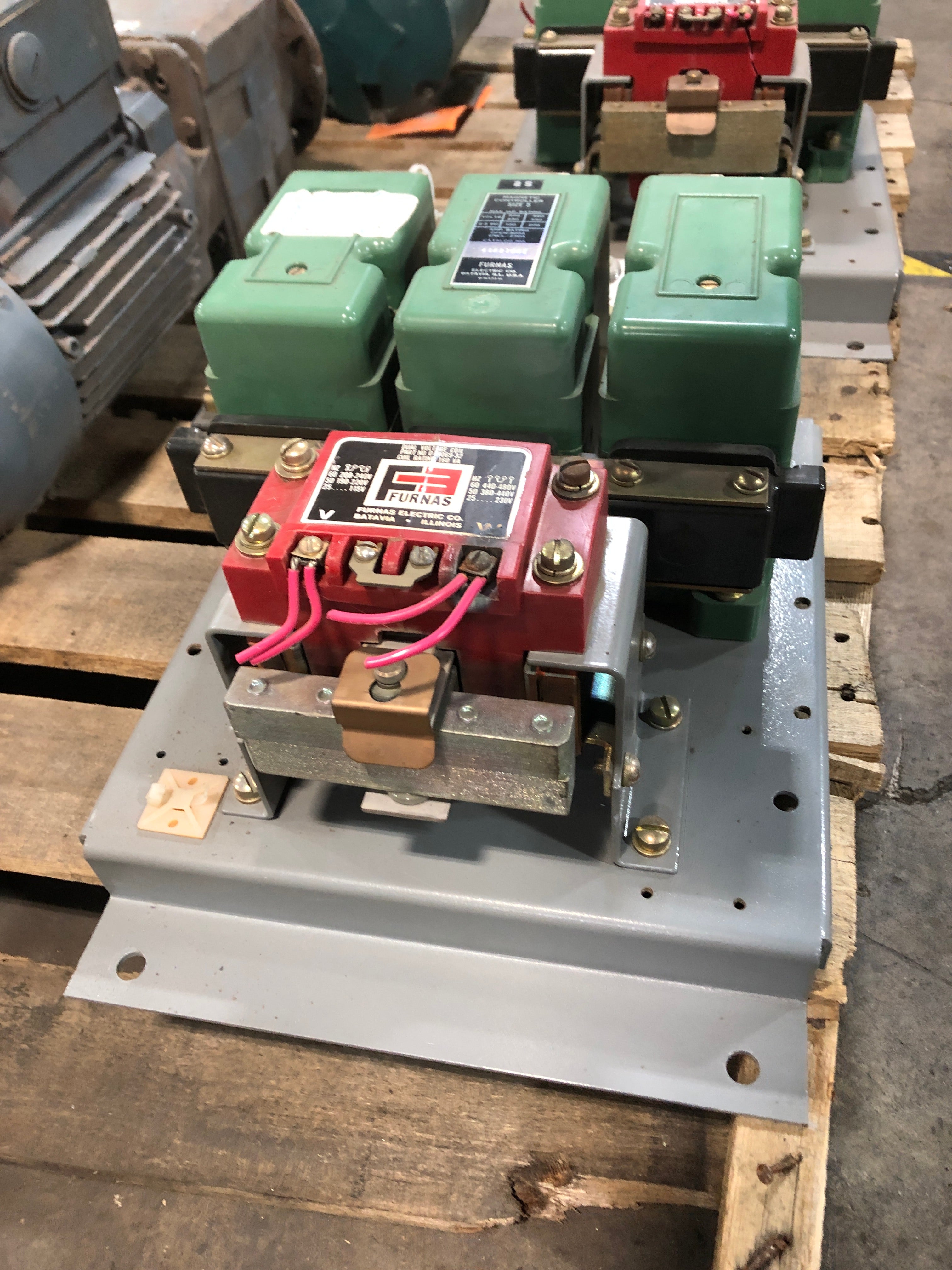 Furnas Electric 40KB32AC Magnetic Controller Size 5