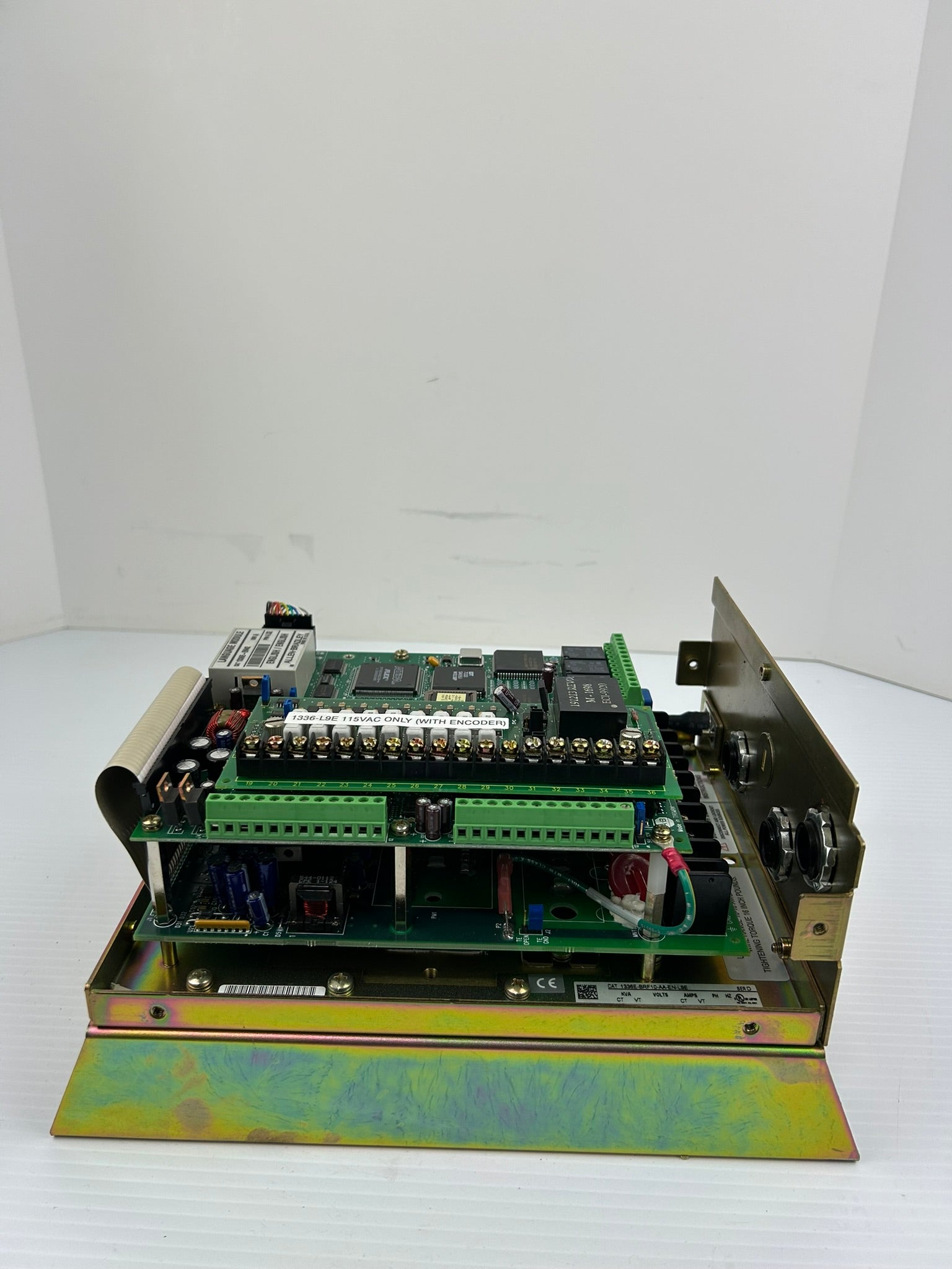 Allen-Bradley 1336E-BRF10-AA-EN-L9E Drive Ser D 22kVA 3PH 380/480V 28A 50/60Hz
