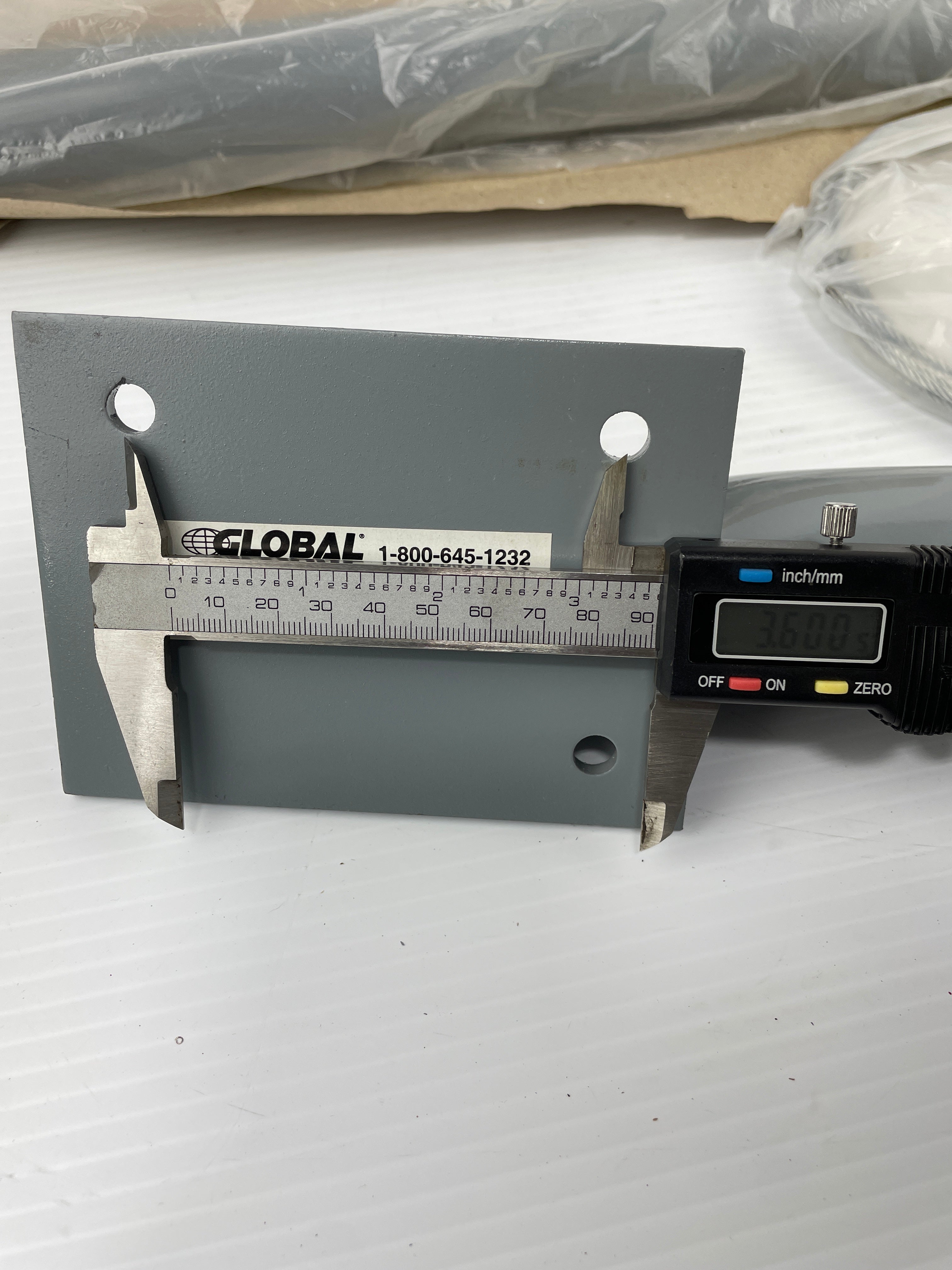 Global Industrial 795698 I-Beam Fan Mount Kit
