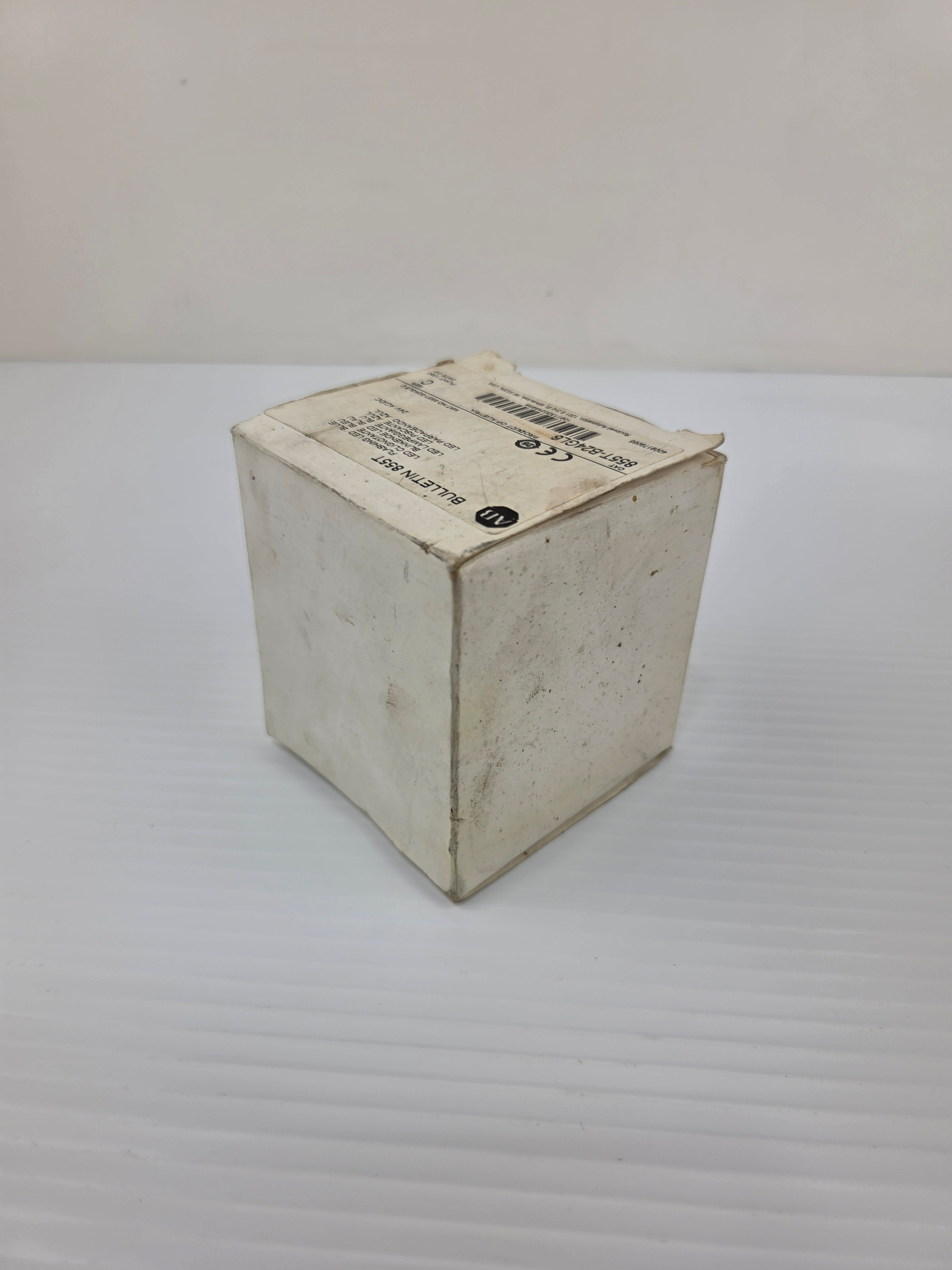 Allen Bradley 855T-B24GL6 Flashing LED Stack Light Series C Blue 24V AC/DC 35mA