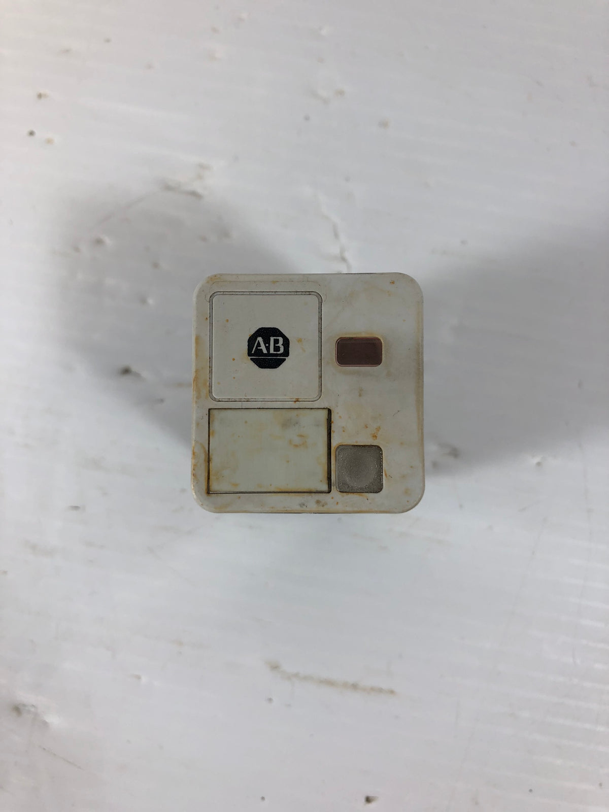 Allen-Bradley 700-HB32A1 Series C 120 VAC General Purpose Relays - Lot of 5