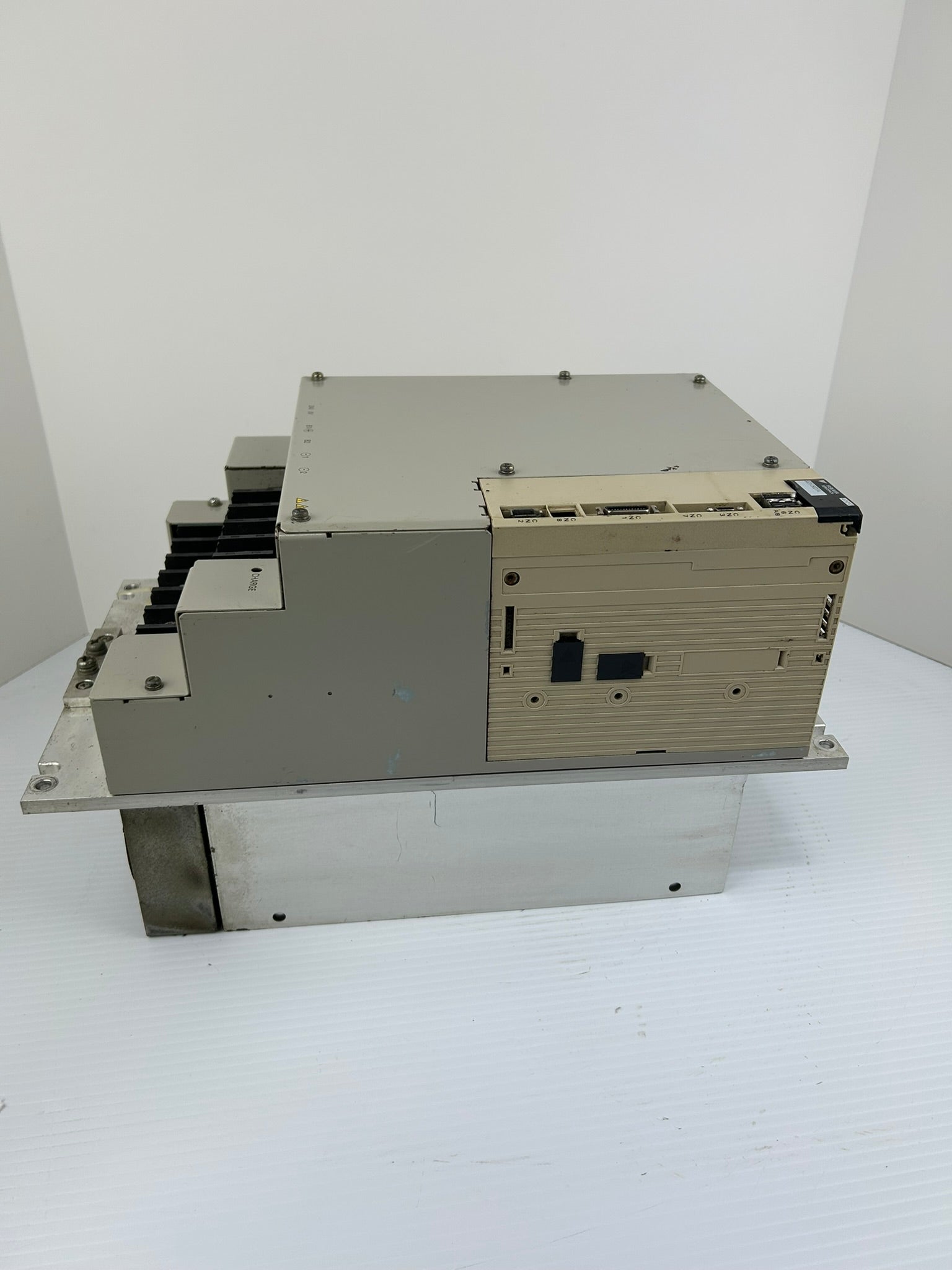 Yaskawa Electric SGDV-280D11A Servopack Drive