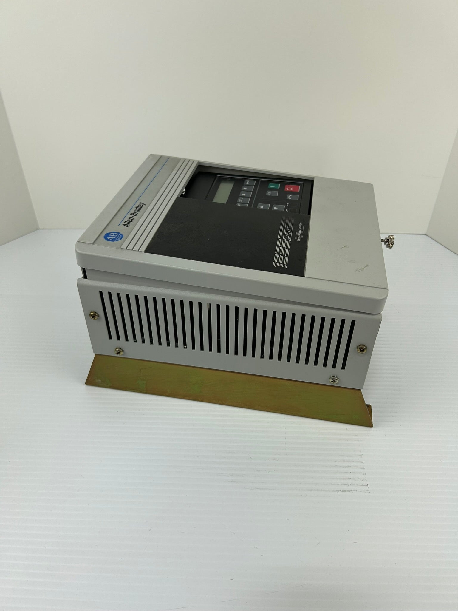 Allen-Bradley 1336S-BRF15-AA-EN4-HA2-L4 Sensorless Vector Drive 1336 Plus Ser E
