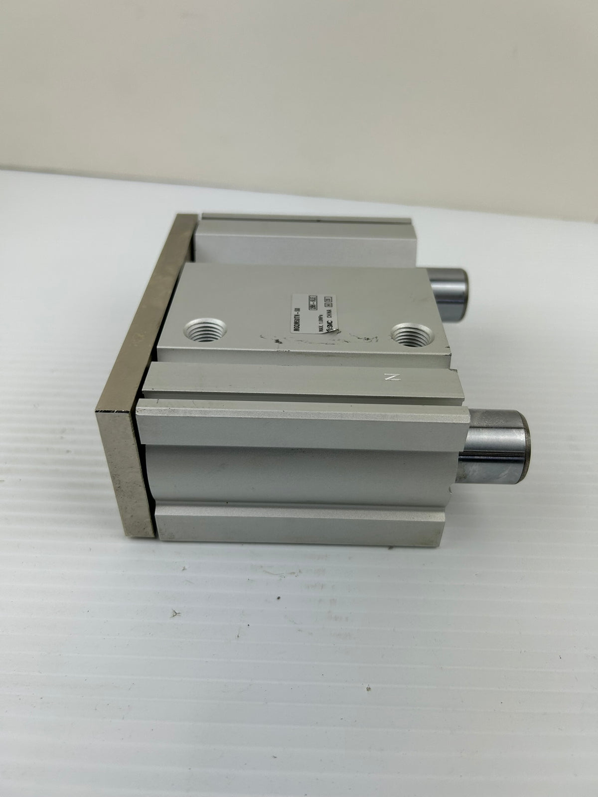 SMC MGQM50TN-50 Compact Guide Cylinder 50mm Bore 50mm Stroke Pneumatic 1.0MPa