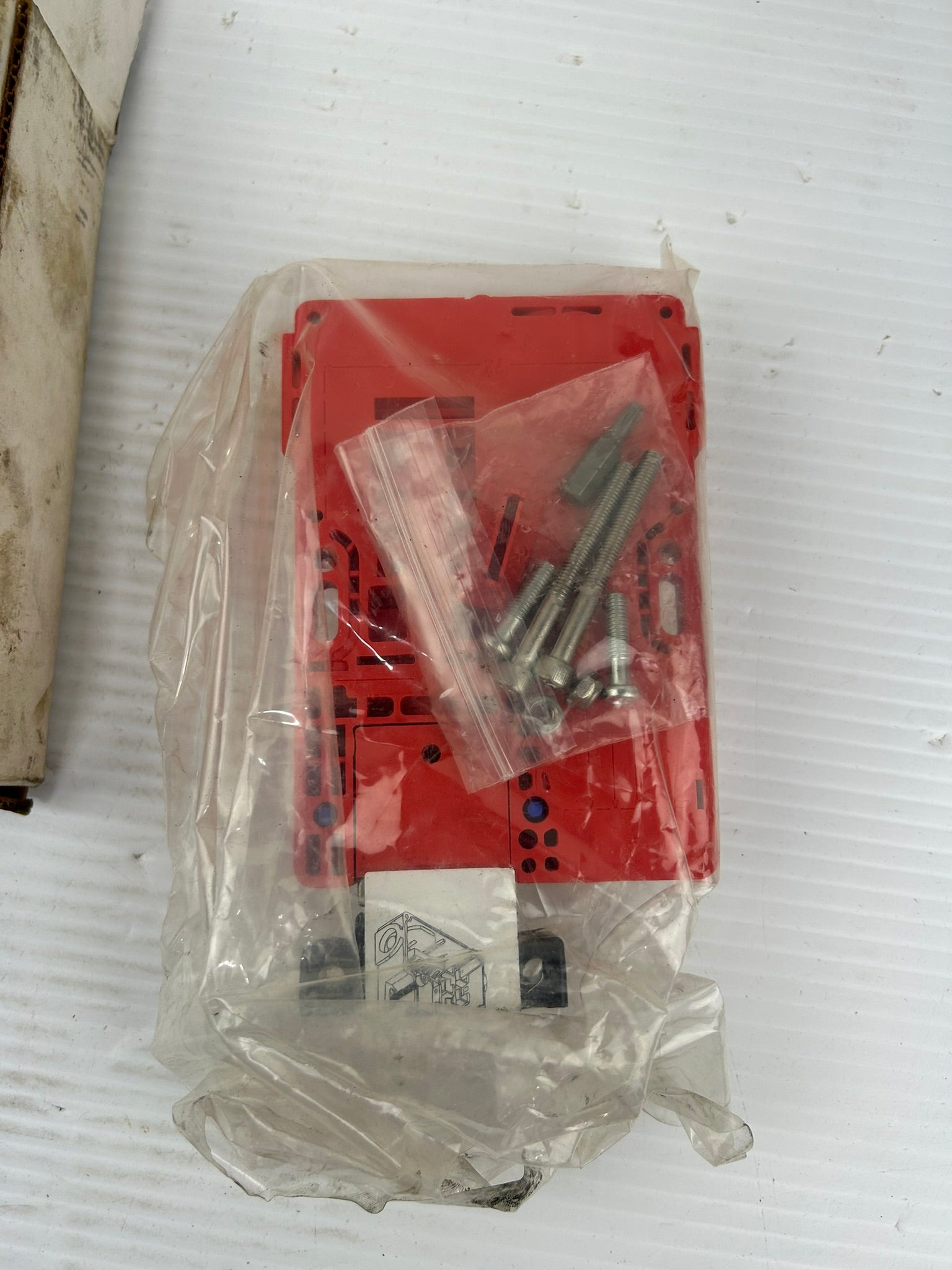 Allen-Bradley 440G-T27171 Guardmaster TLS1-GD2 Safety Interlock Switch