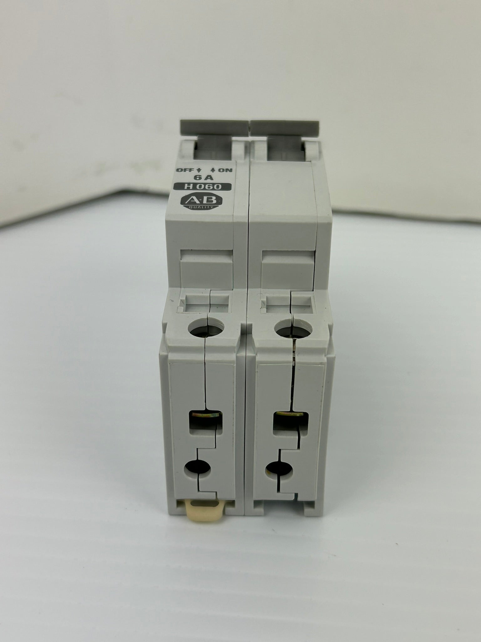 Allen-Bradley 1492-CB2 Circuit Breaker H060 Series B 480VAC 6A 2P - Lot of 2