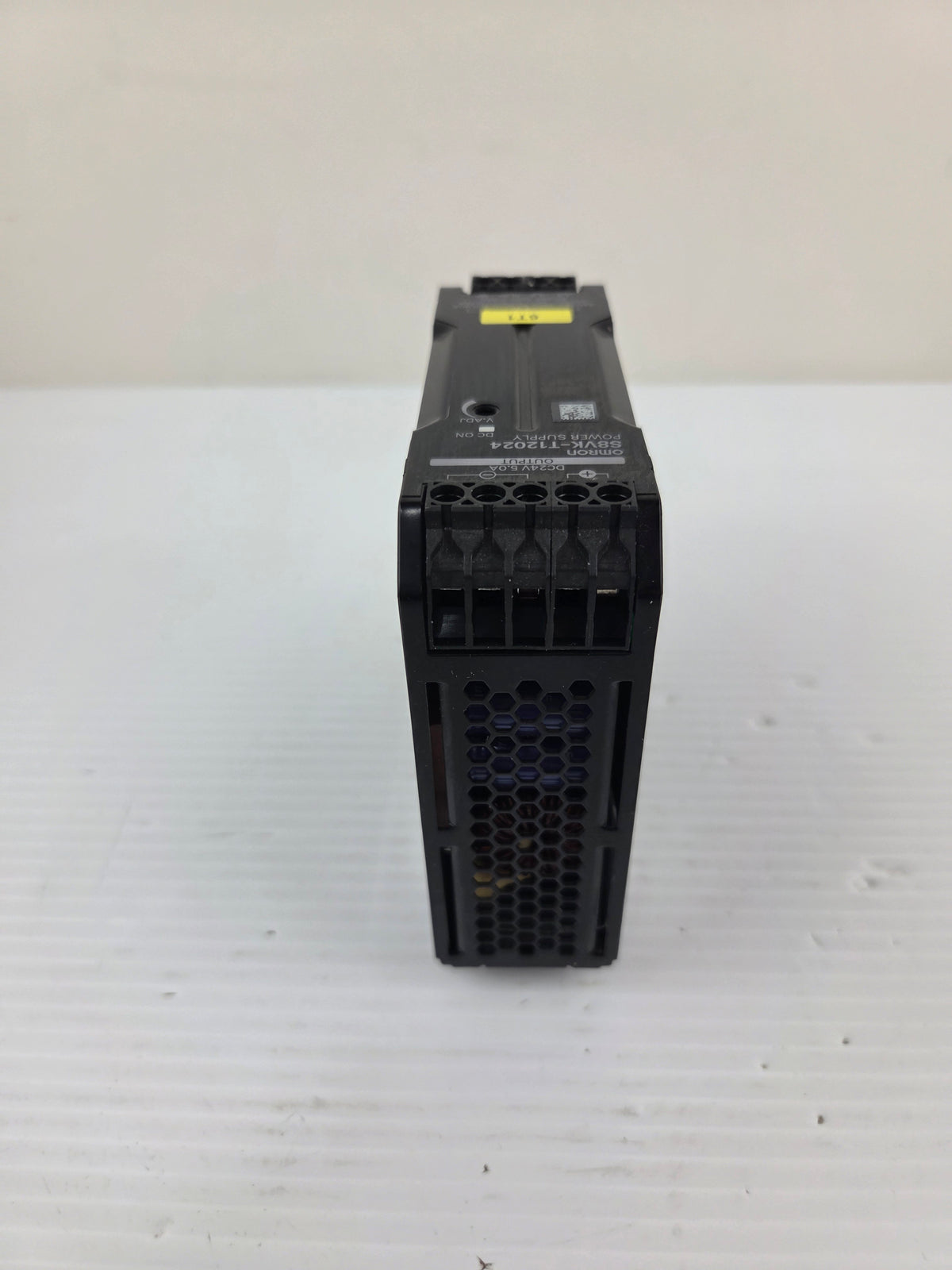 Omron S8VK-T12024 Power Supply 24VDC 5.0A DIN Rail